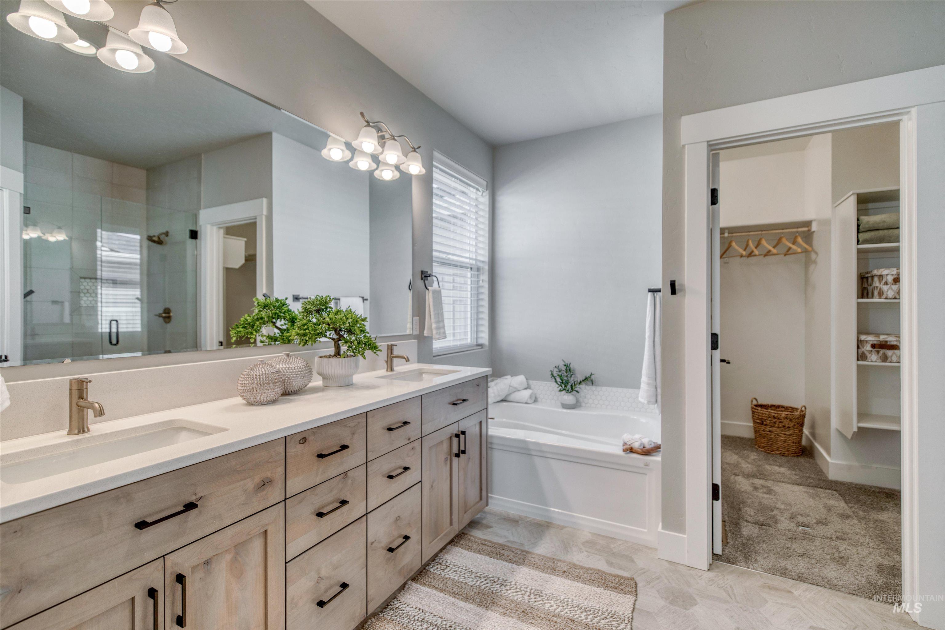 5215 N Cunard Way, Meridian, Idaho 83646, 4 Bedrooms, 3.5 Bathrooms, Residential For Sale, Price $750,000,MLS 98978688