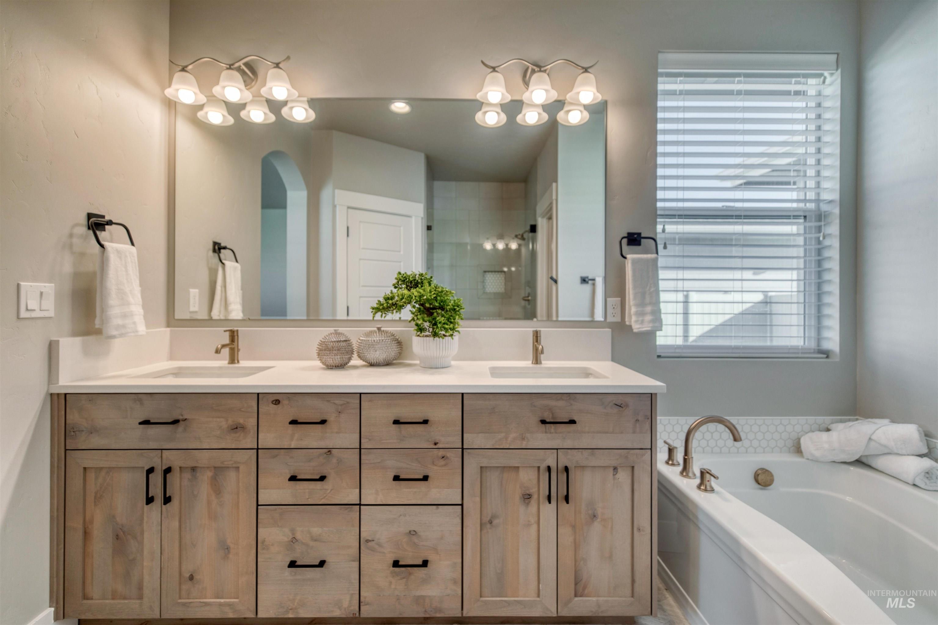 5215 N Cunard Way, Meridian, Idaho 83646, 4 Bedrooms, 3.5 Bathrooms, Residential For Sale, Price $750,000,MLS 98978688