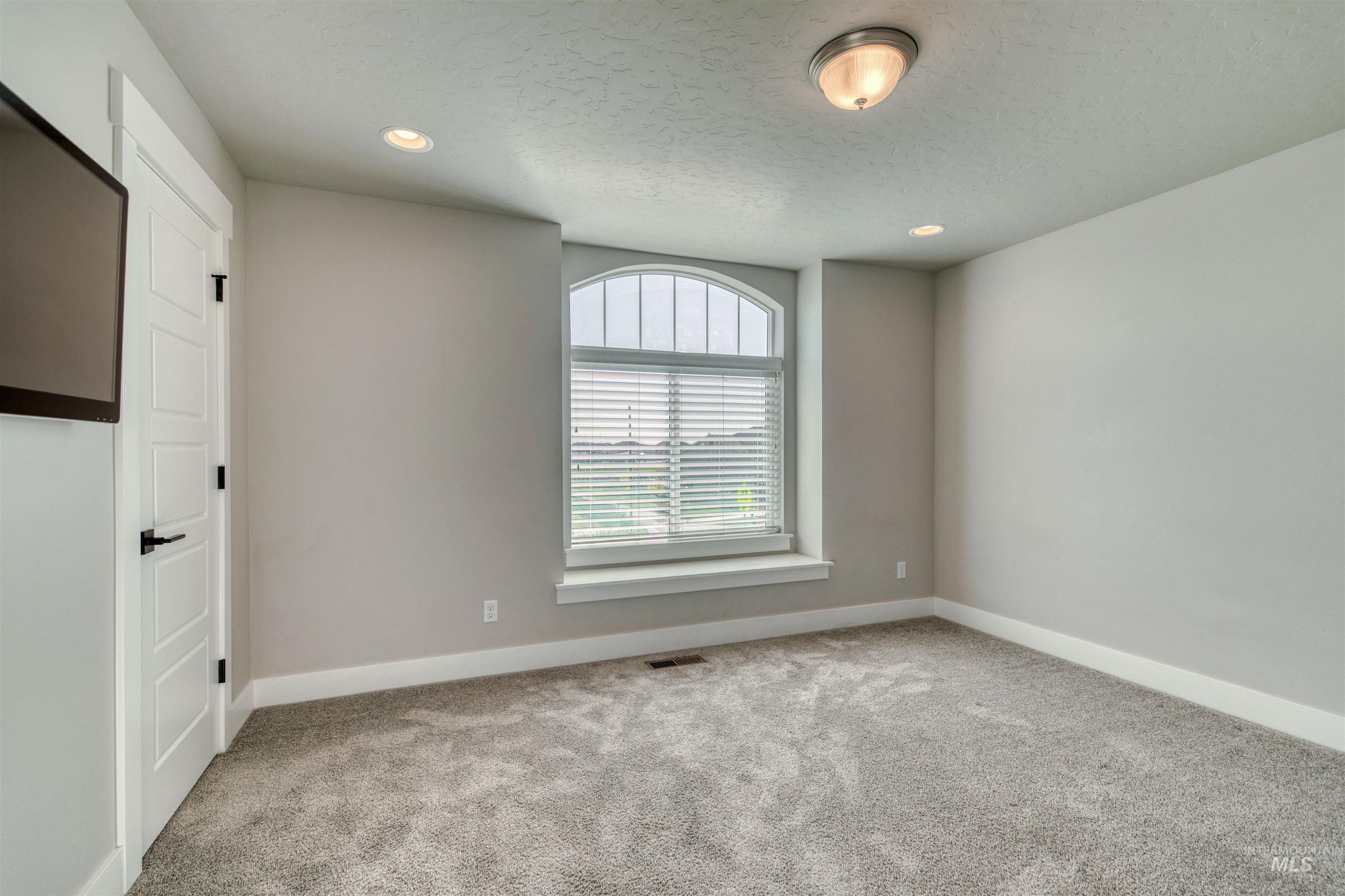 5215 N Cunard Way, Meridian, Idaho 83646, 4 Bedrooms, 3.5 Bathrooms, Residential For Sale, Price $750,000,MLS 98978688