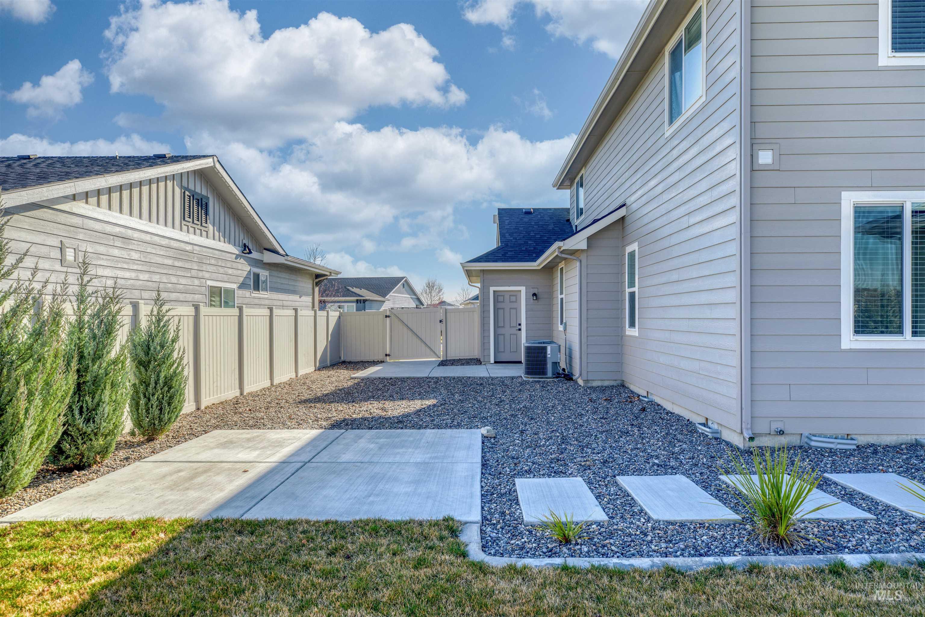 5215 N Cunard Way, Meridian, Idaho 83646, 4 Bedrooms, 3.5 Bathrooms, Residential For Sale, Price $750,000,MLS 98978688