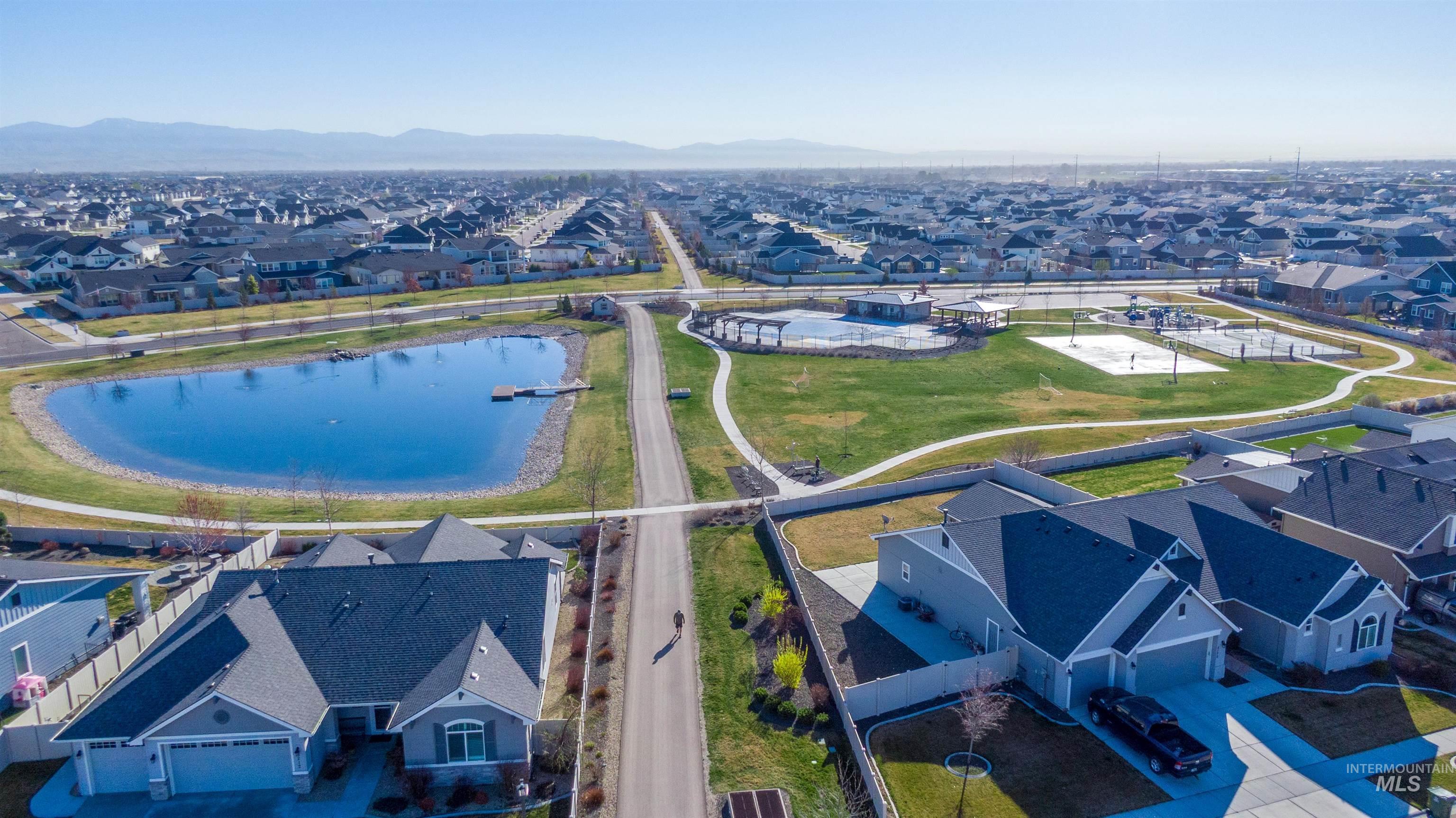 5215 N Cunard Way, Meridian, Idaho 83646, 4 Bedrooms, 3.5 Bathrooms, Residential For Sale, Price $750,000,MLS 98978688