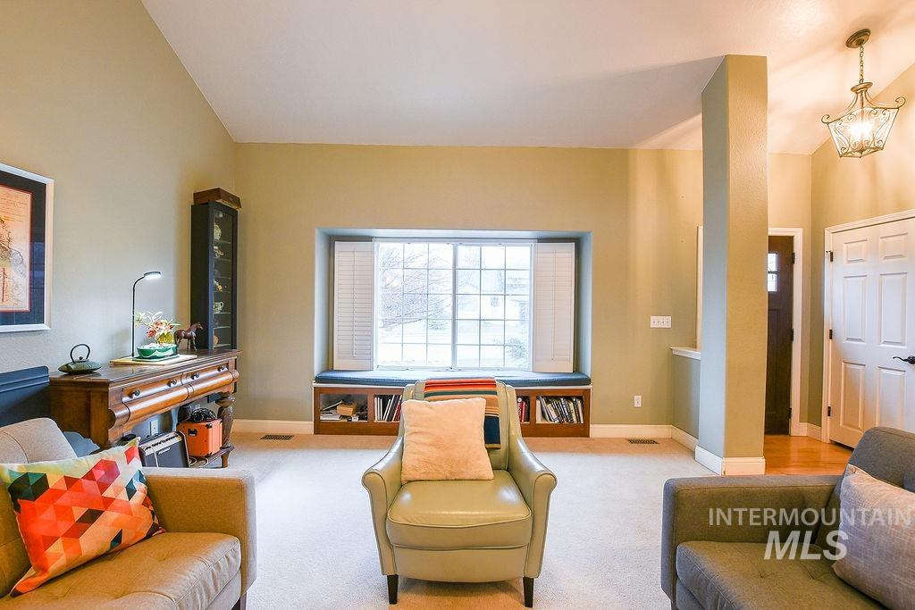 426 Quail Run Dr., Moscow, Idaho 83843, 3 Bedrooms, 3 Bathrooms, Residential For Sale, Price $497,500,MLS 98978689