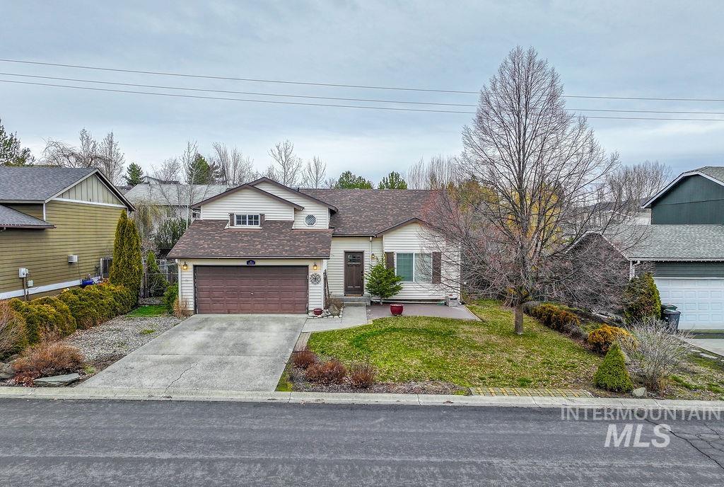 426 Quail Run Dr., Moscow, Idaho 83843, 3 Bedrooms, 3 Bathrooms, Residential For Sale, Price $497,500,MLS 98978689