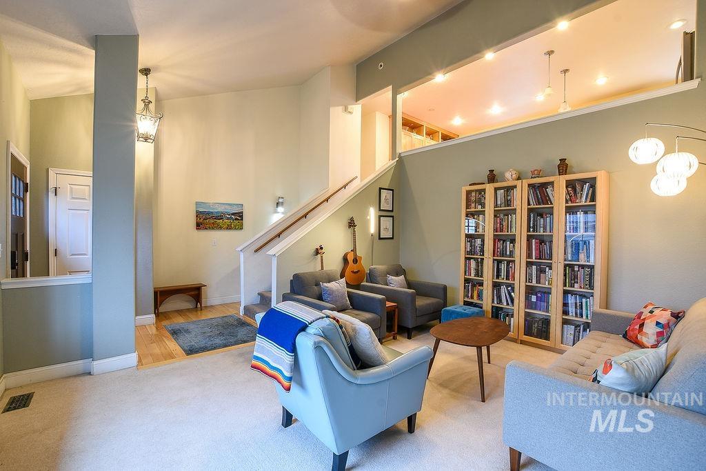 426 Quail Run Dr., Moscow, Idaho 83843, 3 Bedrooms, 3 Bathrooms, Residential For Sale, Price $497,500,MLS 98978689