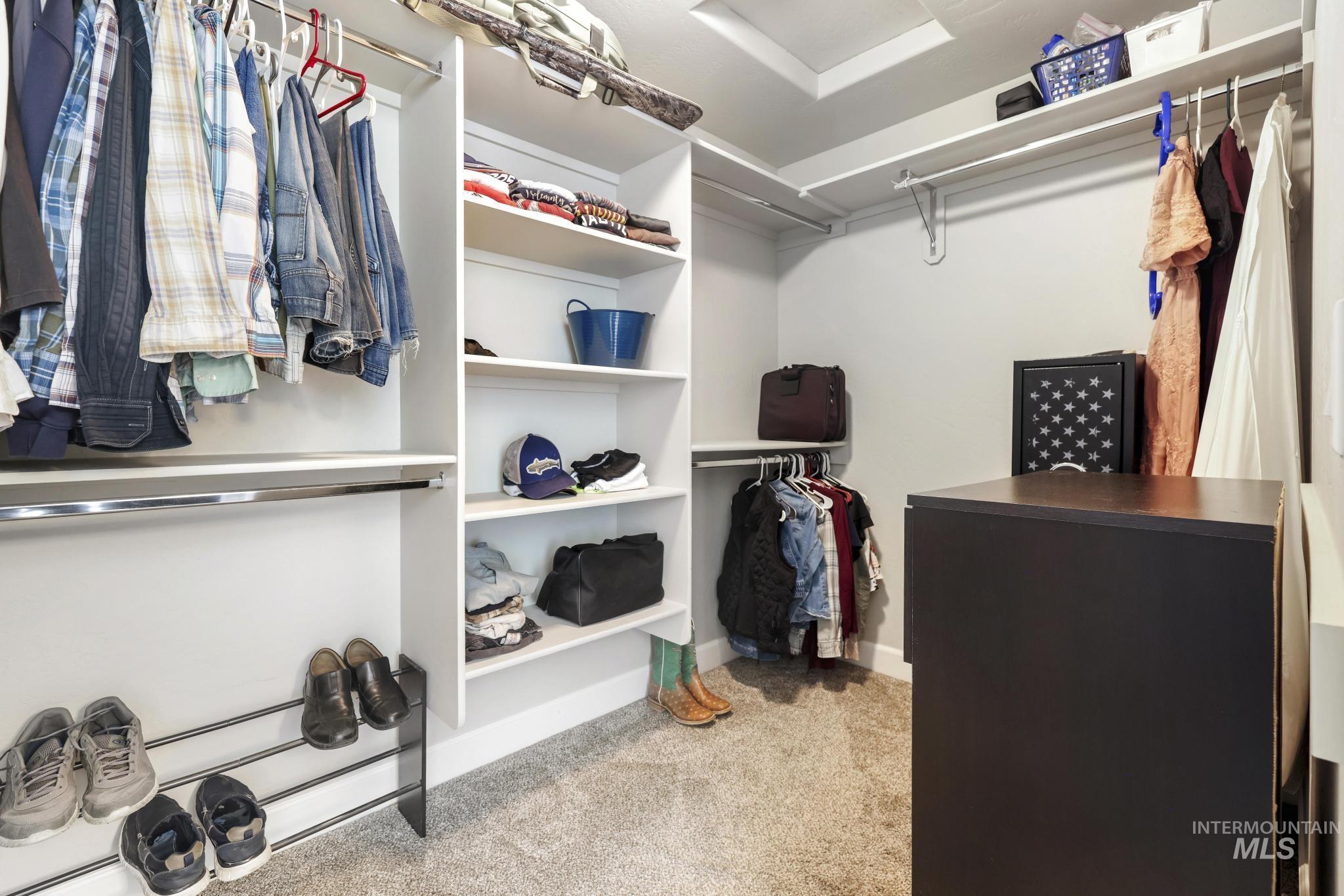 1153 Terra Ave, Twin Falls, Idaho 83301-4734, 5 Bedrooms, 2.5 Bathrooms, Residential For Sale, Price $449,000,MLS 98978691