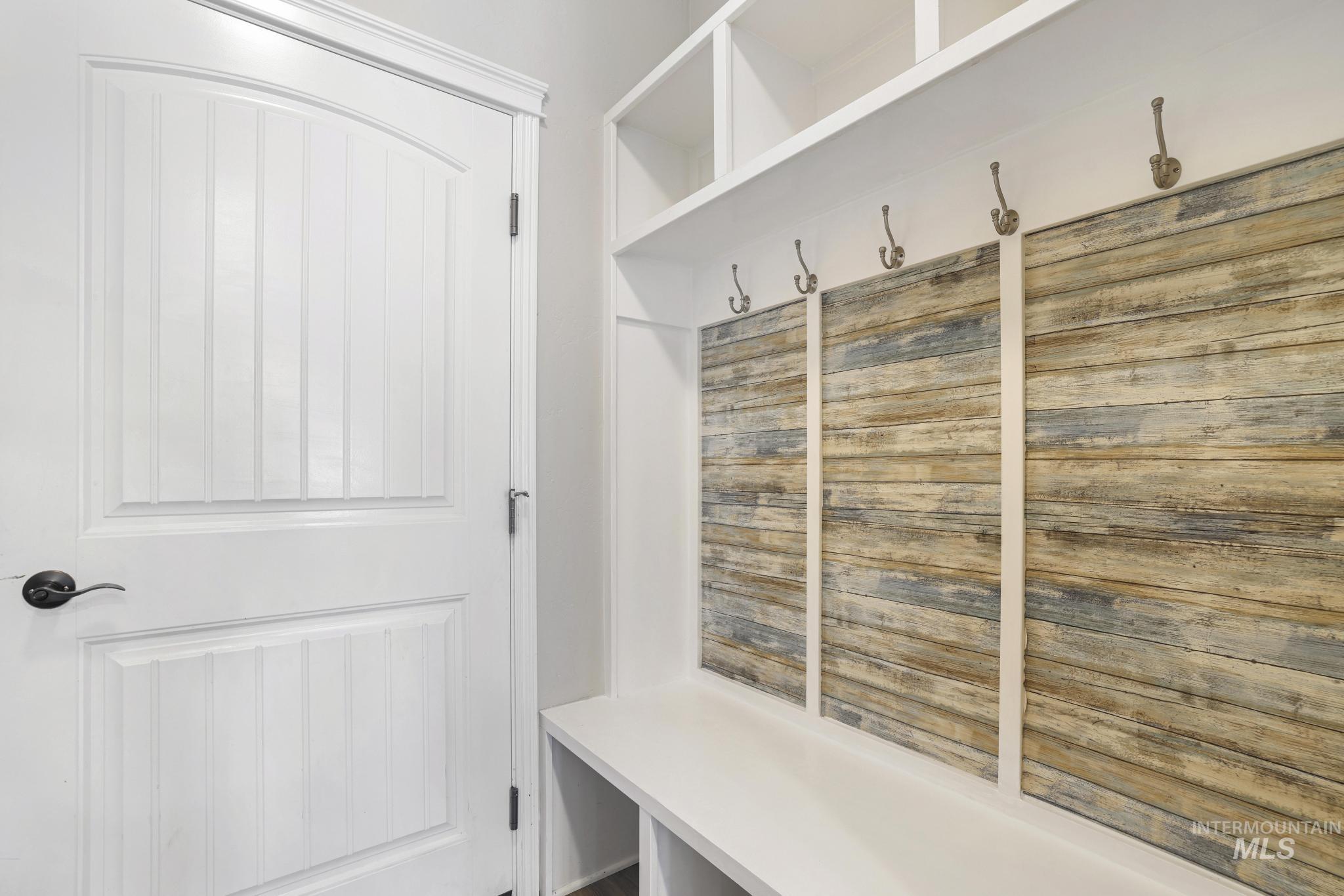 1153 Terra Ave, Twin Falls, Idaho 83301-4734, 5 Bedrooms, 2.5 Bathrooms, Residential For Sale, Price $449,000,MLS 98978691