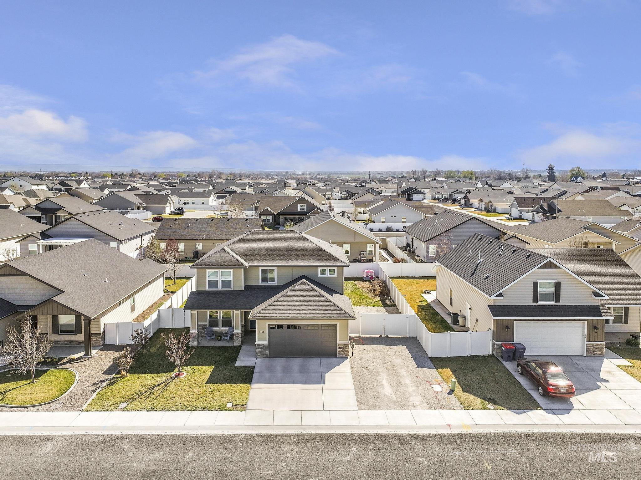 1153 Terra Ave, Twin Falls, Idaho 83301-4734, 5 Bedrooms, 2.5 Bathrooms, Residential For Sale, Price $449,000,MLS 98978691