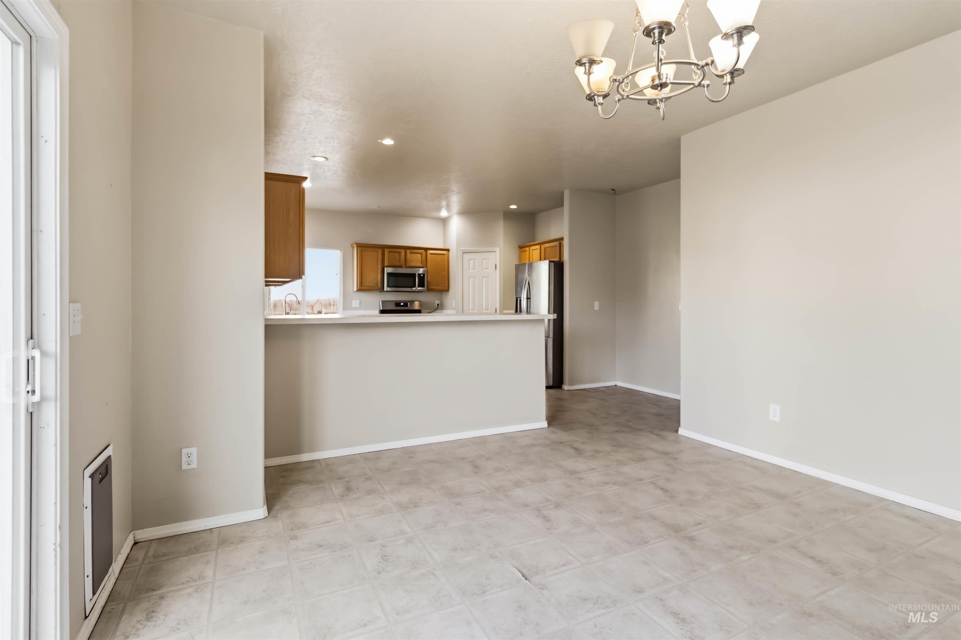 5108 Northrup Way, Caldwell, Idaho 83607, 4 Bedrooms, 3 Bathrooms, Residential For Sale, Price $409,900,MLS 98978692