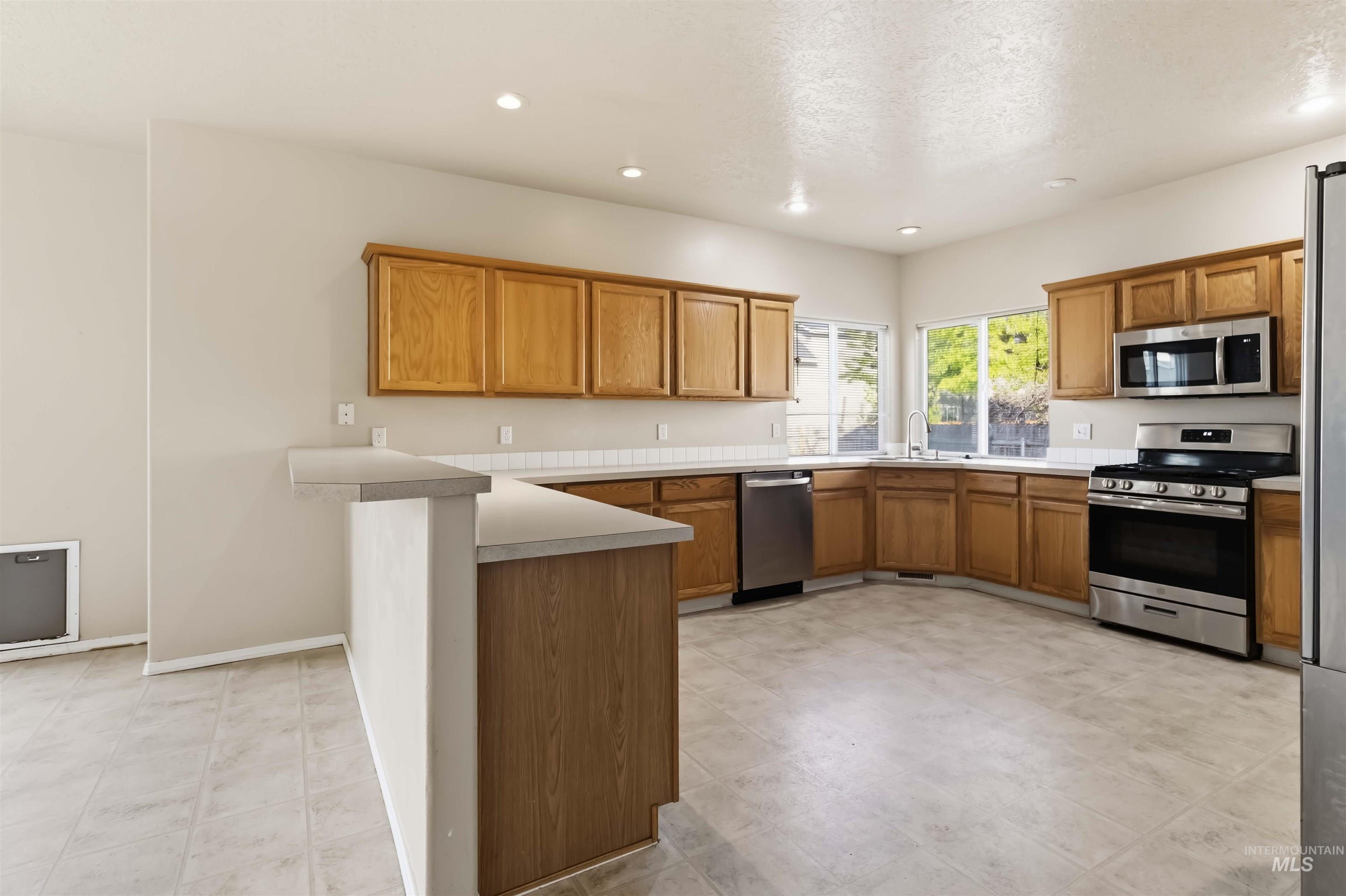 5108 Northrup Way, Caldwell, Idaho 83607, 4 Bedrooms, 3 Bathrooms, Residential For Sale, Price $409,900,MLS 98978692