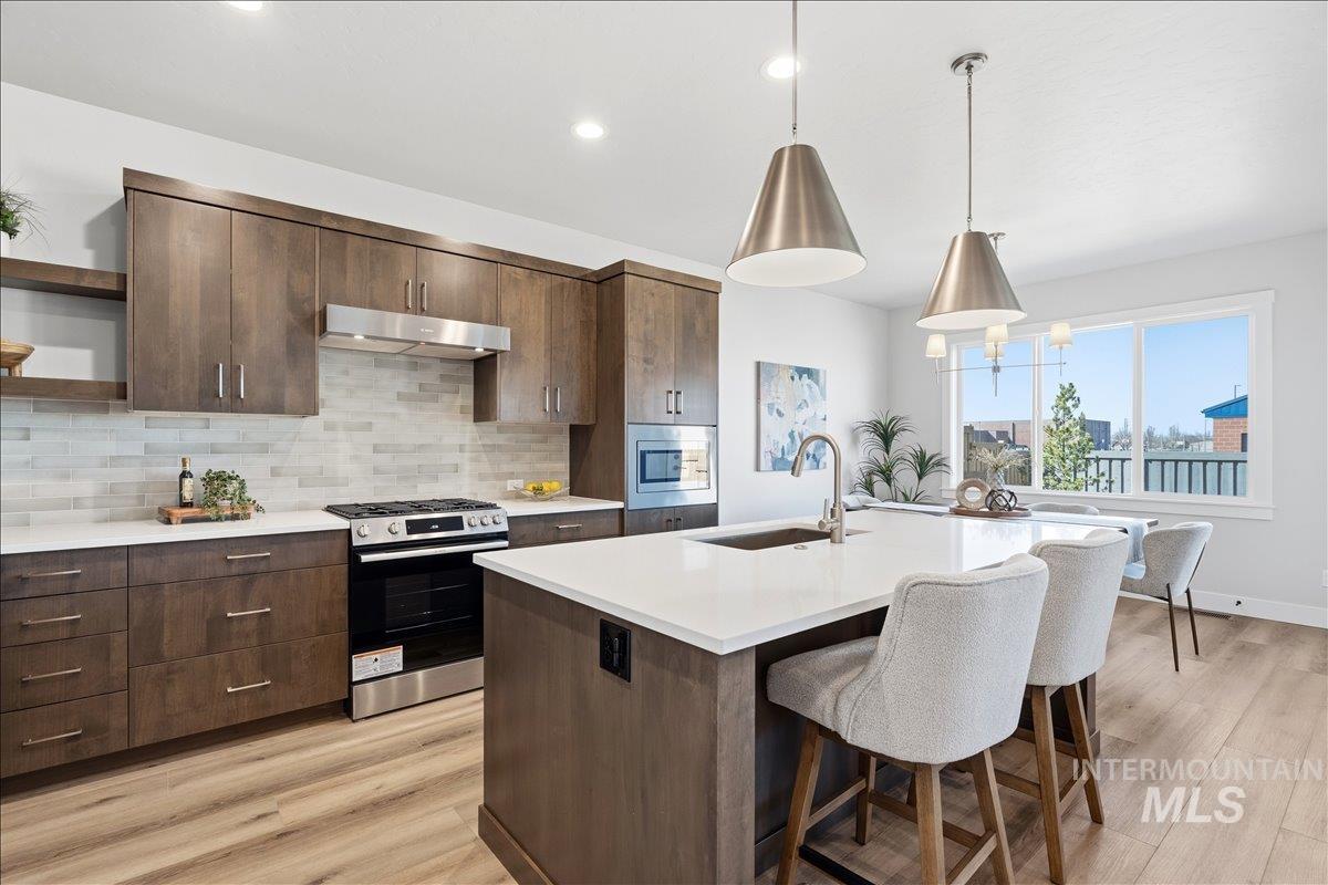 18131 Cinder Brook Ave, Nampa, Idaho 83687, 4 Bedrooms, 2.5 Bathrooms, Residential For Sale, Price $473,400,MLS 98978693