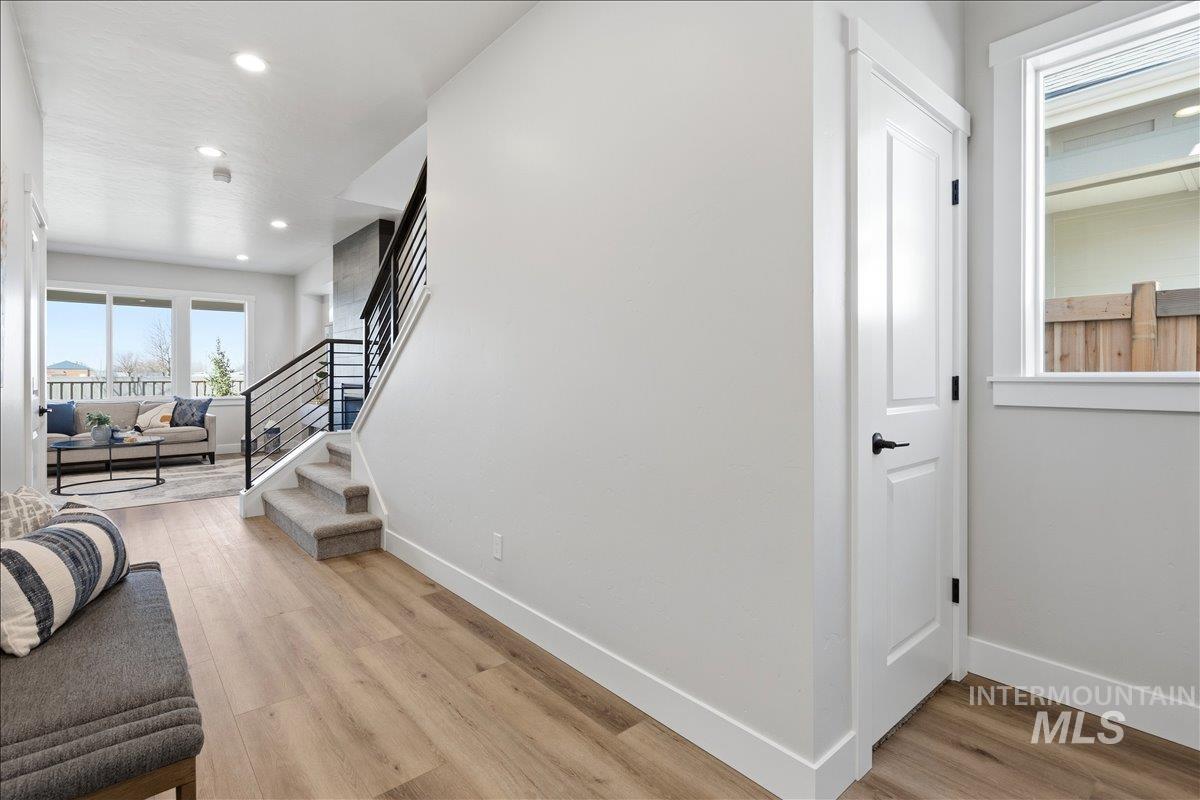 18131 Cinder Brook Ave, Nampa, Idaho 83687, 4 Bedrooms, 2.5 Bathrooms, Residential For Sale, Price $473,400,MLS 98978693