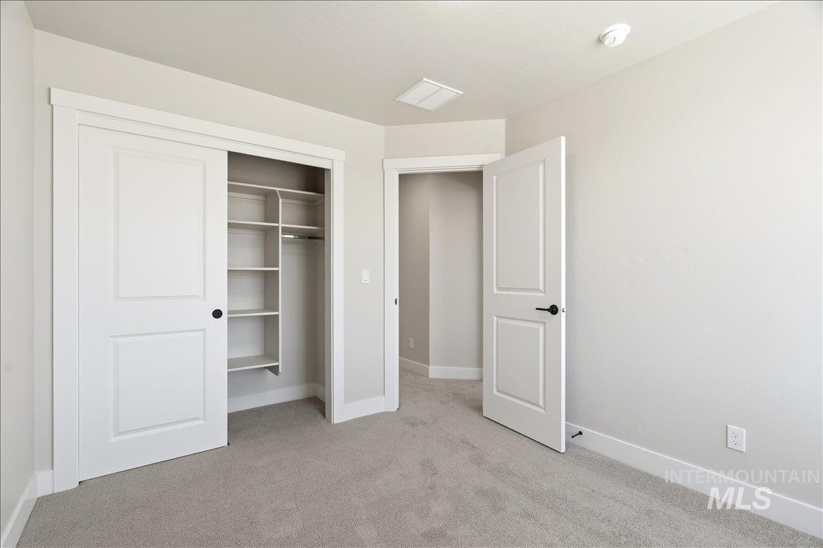 18131 Cinder Brook Ave, Nampa, Idaho 83687, 4 Bedrooms, 2.5 Bathrooms, Residential For Sale, Price $473,400,MLS 98978693