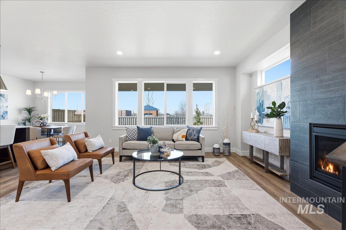 18131 Cinder Brook Ave, Nampa, Idaho 83687, 4 Bedrooms, 2.5 Bathrooms, Residential For Sale, Price $473,400,MLS 98978693