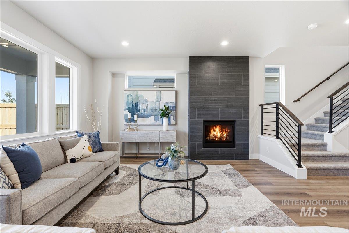 18131 Cinder Brook Ave, Nampa, Idaho 83687, 4 Bedrooms, 2.5 Bathrooms, Residential For Sale, Price $473,400,MLS 98978693