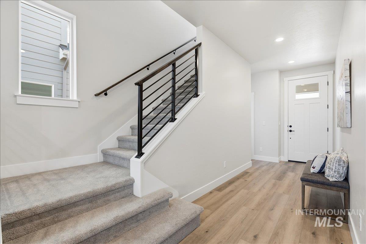 18131 Cinder Brook Ave, Nampa, Idaho 83687, 4 Bedrooms, 2.5 Bathrooms, Residential For Sale, Price $473,400,MLS 98978693