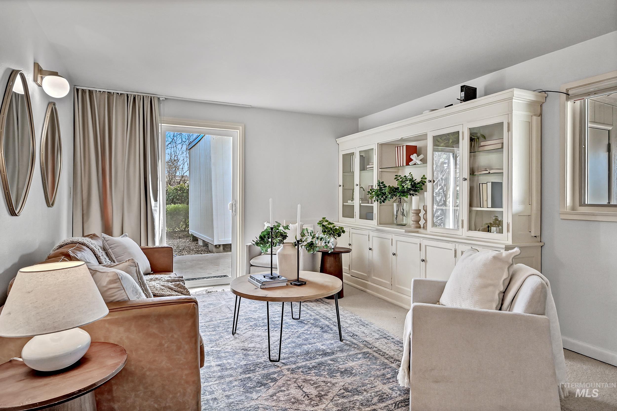 6226 W Edgewater Drive, Boise, Idaho 83709-1031, 4 Bedrooms, 2.5 Bathrooms, Residential For Sale, Price $575,000,MLS 98978694