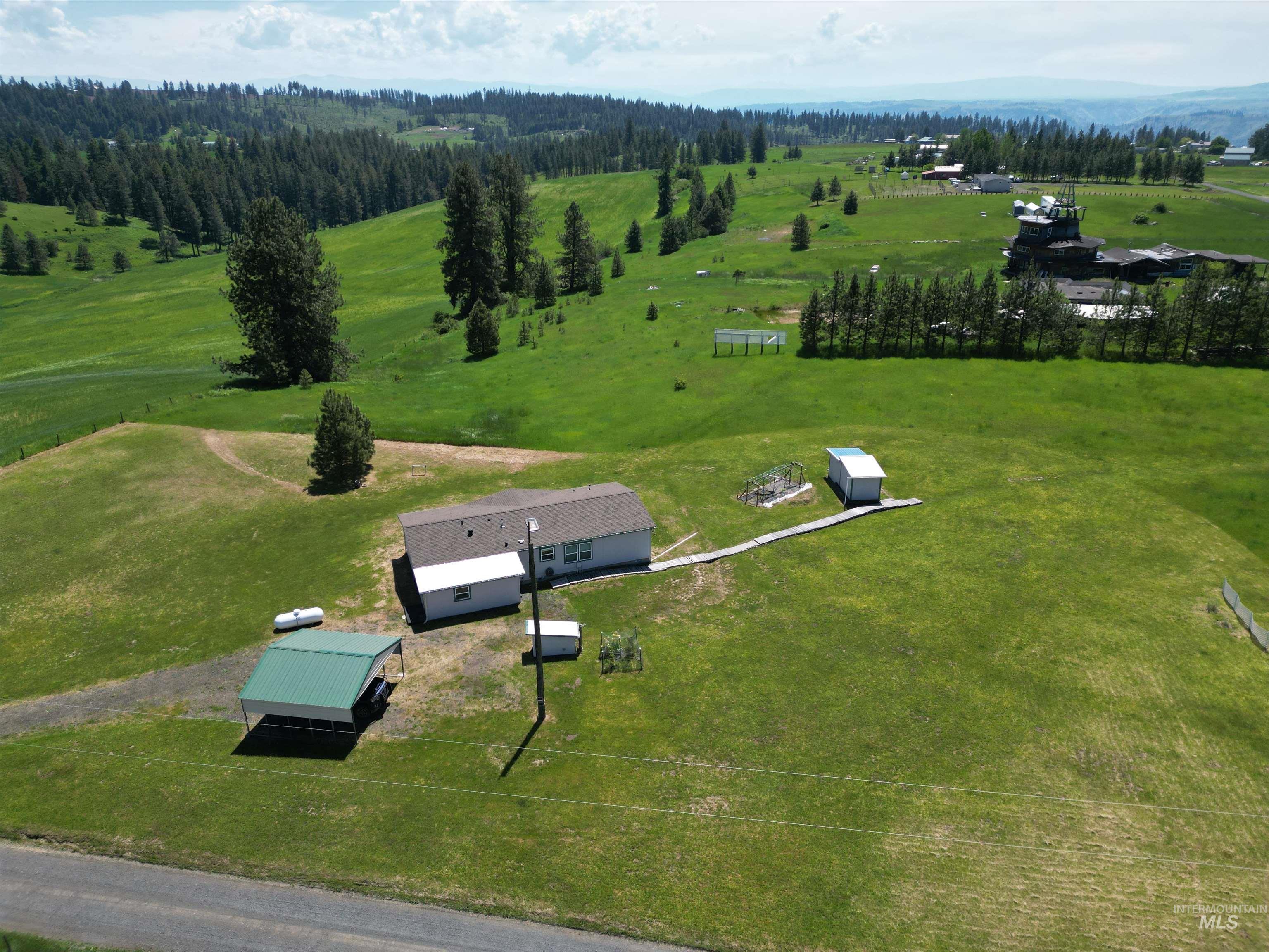 135 Harrisburg Lane, Kamiah, Idaho 83536, 3 Bedrooms, 2 Bathrooms, Residential For Sale, Price $349,000, 98978696