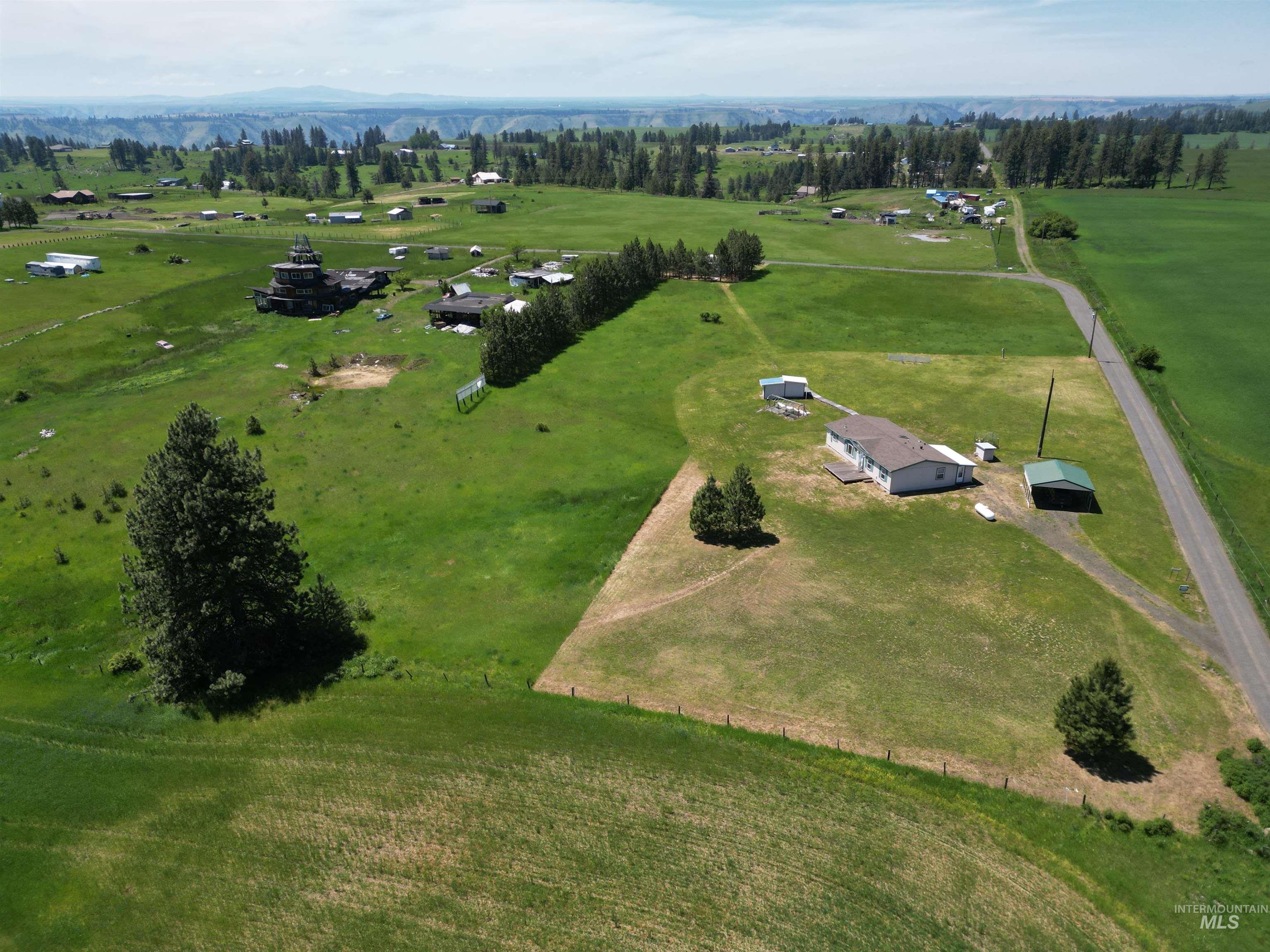 135 Harrisburg Lane, Kamiah, Idaho 83536, 3 Bedrooms, 2 Bathrooms, Residential For Sale, Price $349,000, 98978696