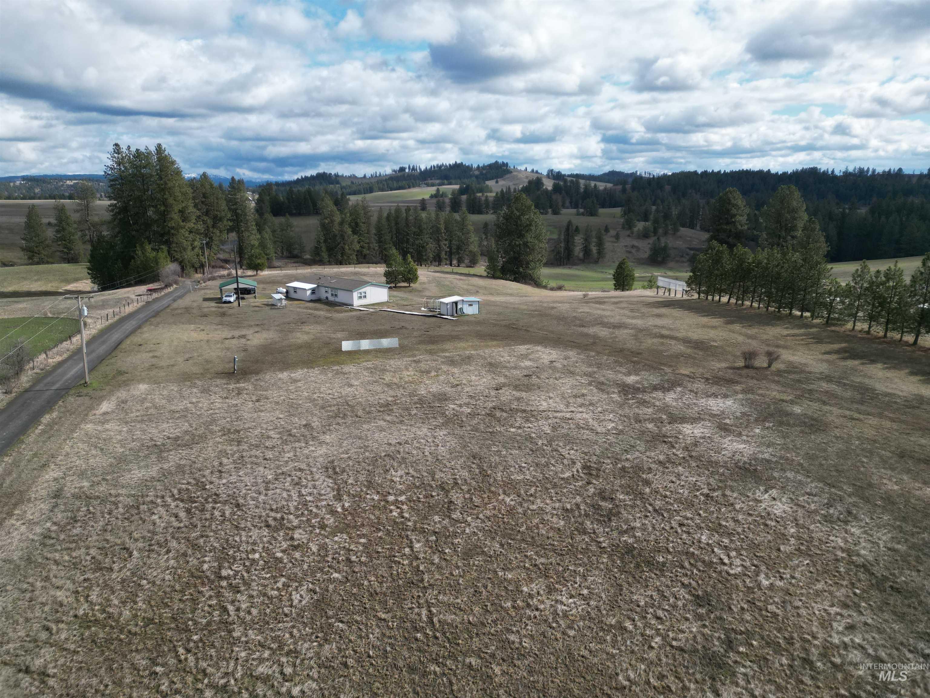 135 Harrisburg Lane, Kamiah, Idaho 83536, 3 Bedrooms, 3 Bathrooms, Residential For Sale, Price $349,000,MLS 98978696