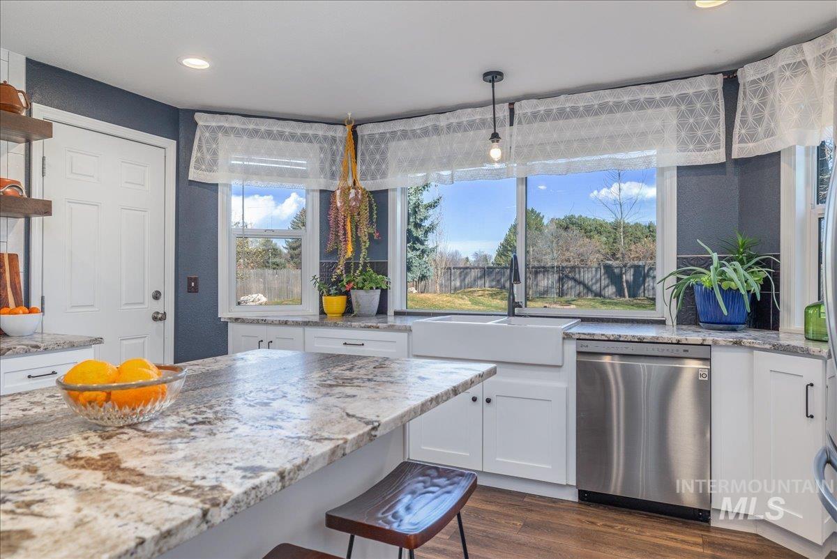 10438 W Hollandale Dr, Boise, Idaho 83709, 4 Bedrooms, 3 Bathrooms, Residential For Sale, Price $599,900,MLS 98978697