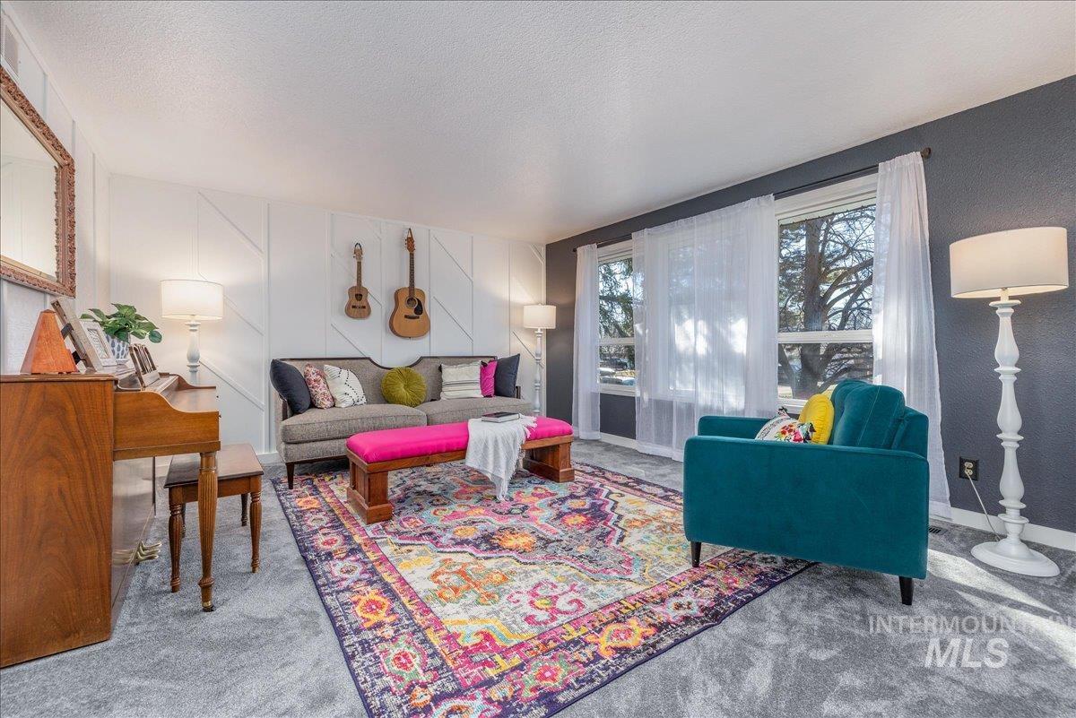 10438 W Hollandale Dr, Boise, Idaho 83709, 4 Bedrooms, 3 Bathrooms, Residential For Sale, Price $599,900,MLS 98978697