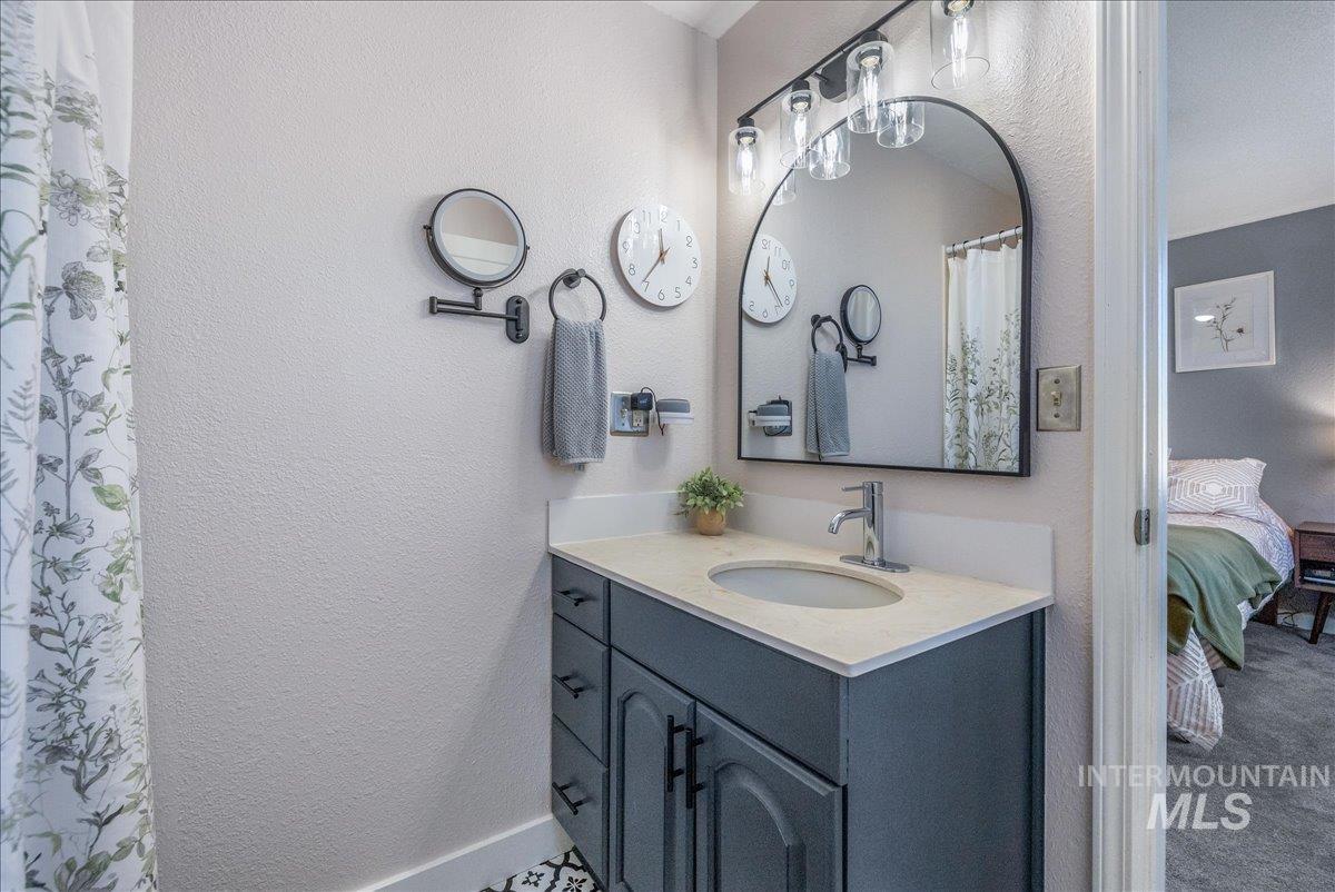 10438 W Hollandale Dr, Boise, Idaho 83709, 4 Bedrooms, 3 Bathrooms, Residential For Sale, Price $599,900,MLS 98978697