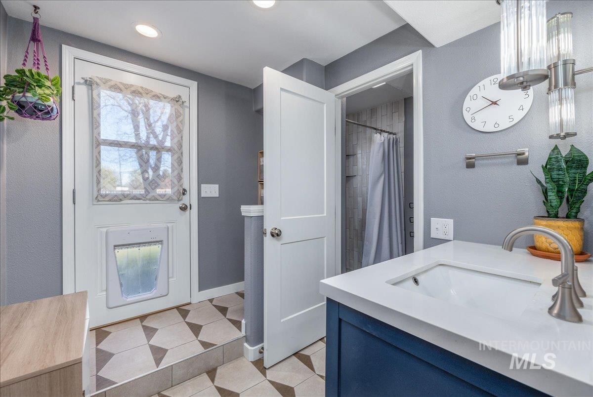 10438 W Hollandale Dr, Boise, Idaho 83709, 4 Bedrooms, 3 Bathrooms, Residential For Sale, Price $599,900,MLS 98978697