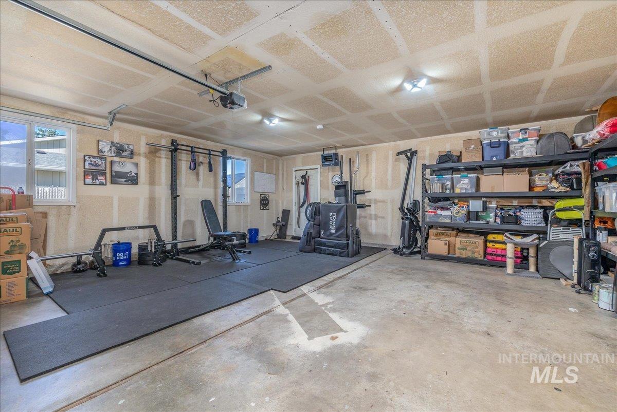 10438 W Hollandale Dr, Boise, Idaho 83709, 4 Bedrooms, 3 Bathrooms, Residential For Sale, Price $599,900,MLS 98978697