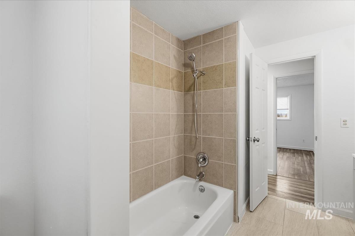 4151 N Patton, Boise, Idaho 83704, 3 Bedrooms, 1.5 Bathrooms, Residential For Sale, Price $389,000,MLS 98978699