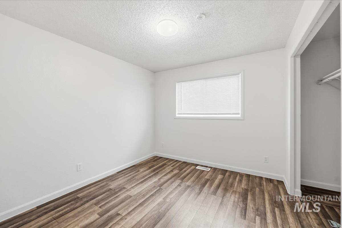 4151 N Patton, Boise, Idaho 83704, 3 Bedrooms, 1.5 Bathrooms, Residential For Sale, Price $389,000,MLS 98978699