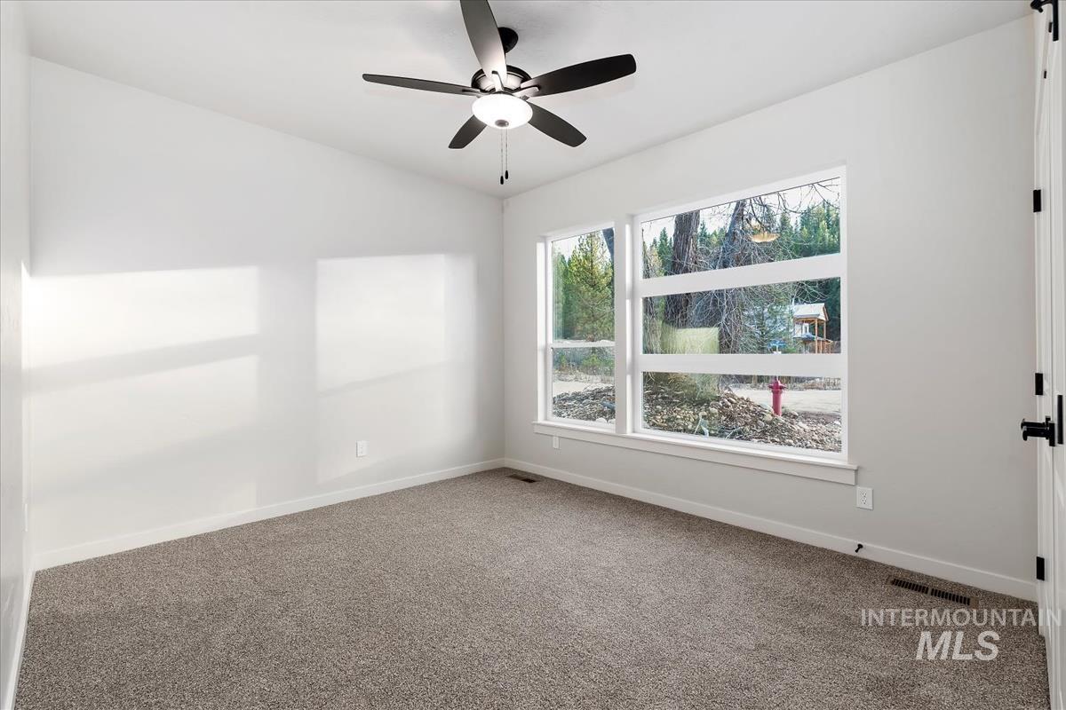 232 Mores Creek Drive, Idaho City, Idaho 83631, 3 Bedrooms, 2 Bathrooms, Residential For Sale, Price $519,000, 98978702