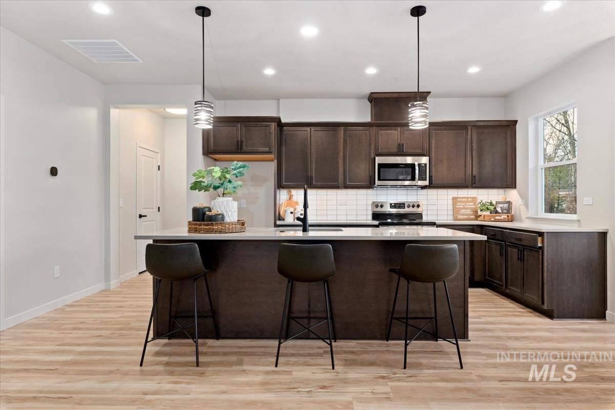 232 Mores Creek Drive, Idaho City, Idaho 83631, 3 Bedrooms, 2 Bathrooms, Residential For Sale, Price $519,000, 98978702