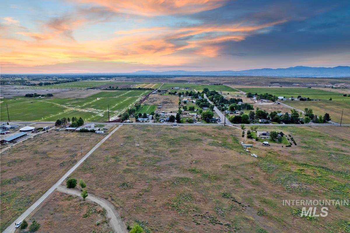 9743 W Kuna Rd., Kuna, Idaho 83634, Land For Sale, Price $449,900,MLS 98978703