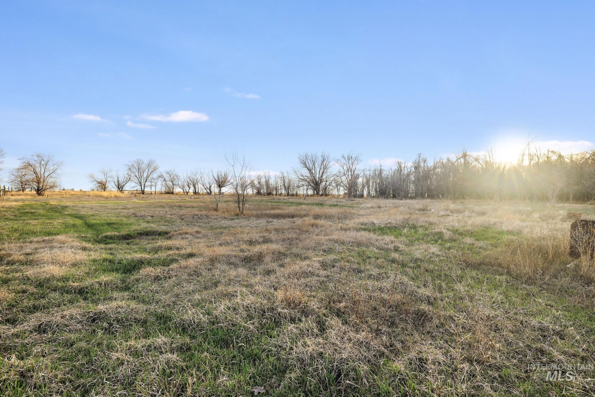 2735 E 3300 N, Twin Falls, Idaho 83301, 4 Bedrooms, 2 Bathrooms, Residential For Sale, Price $599,999, 98978704