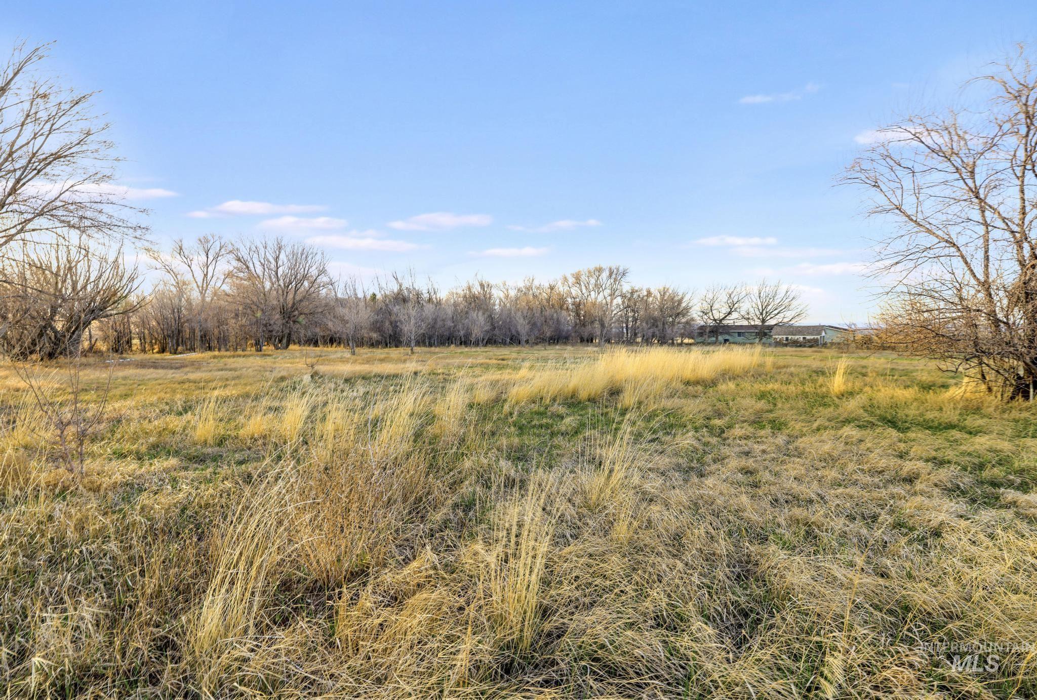 2735 E 3300 N, Twin Falls, Idaho 83301, 4 Bedrooms, 2 Bathrooms, Residential For Sale, Price $599,999, 98978704