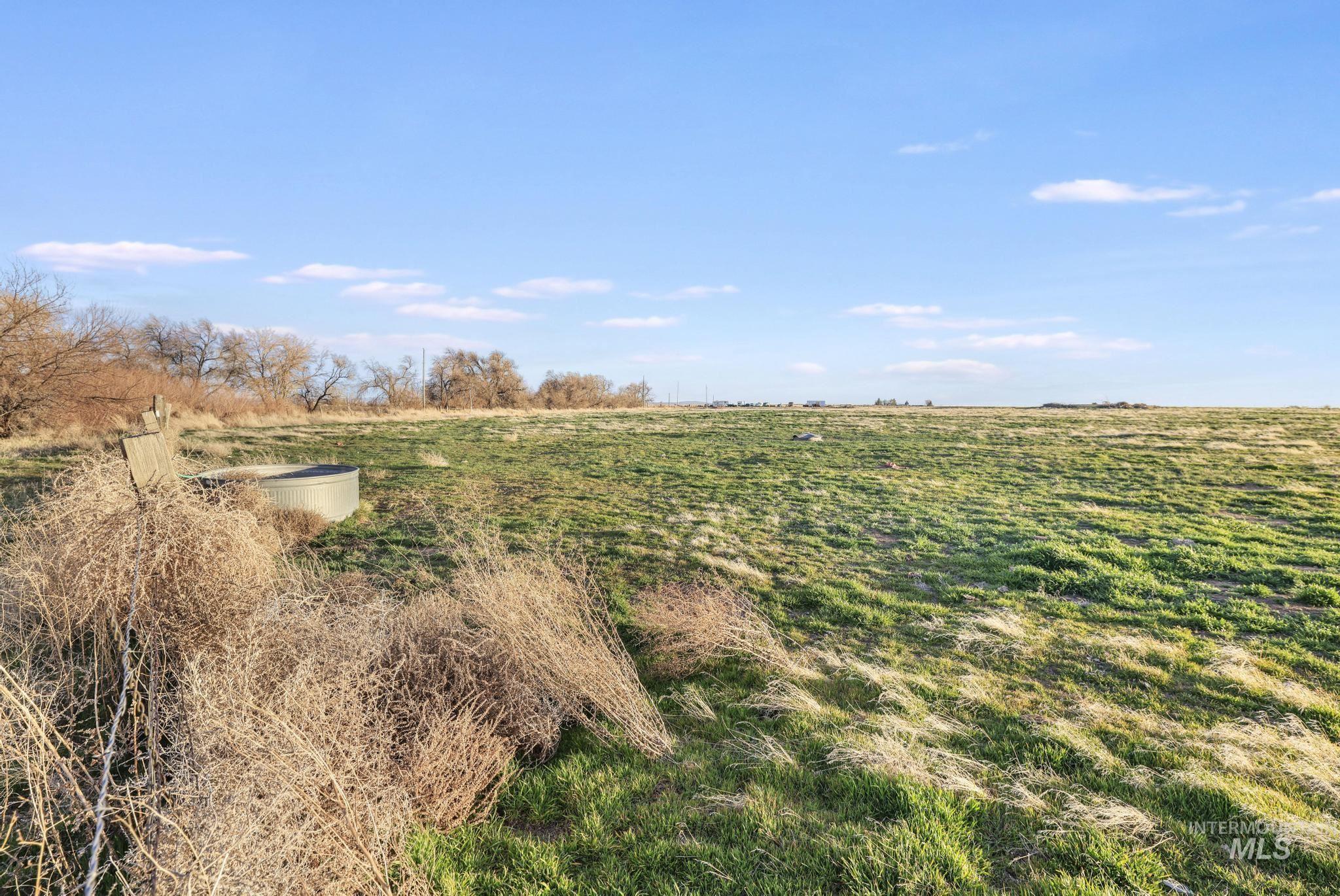 2735 E 3300 N, Twin Falls, Idaho 83301, 4 Bedrooms, 2 Bathrooms, Residential For Sale, Price $599,999, 98978704