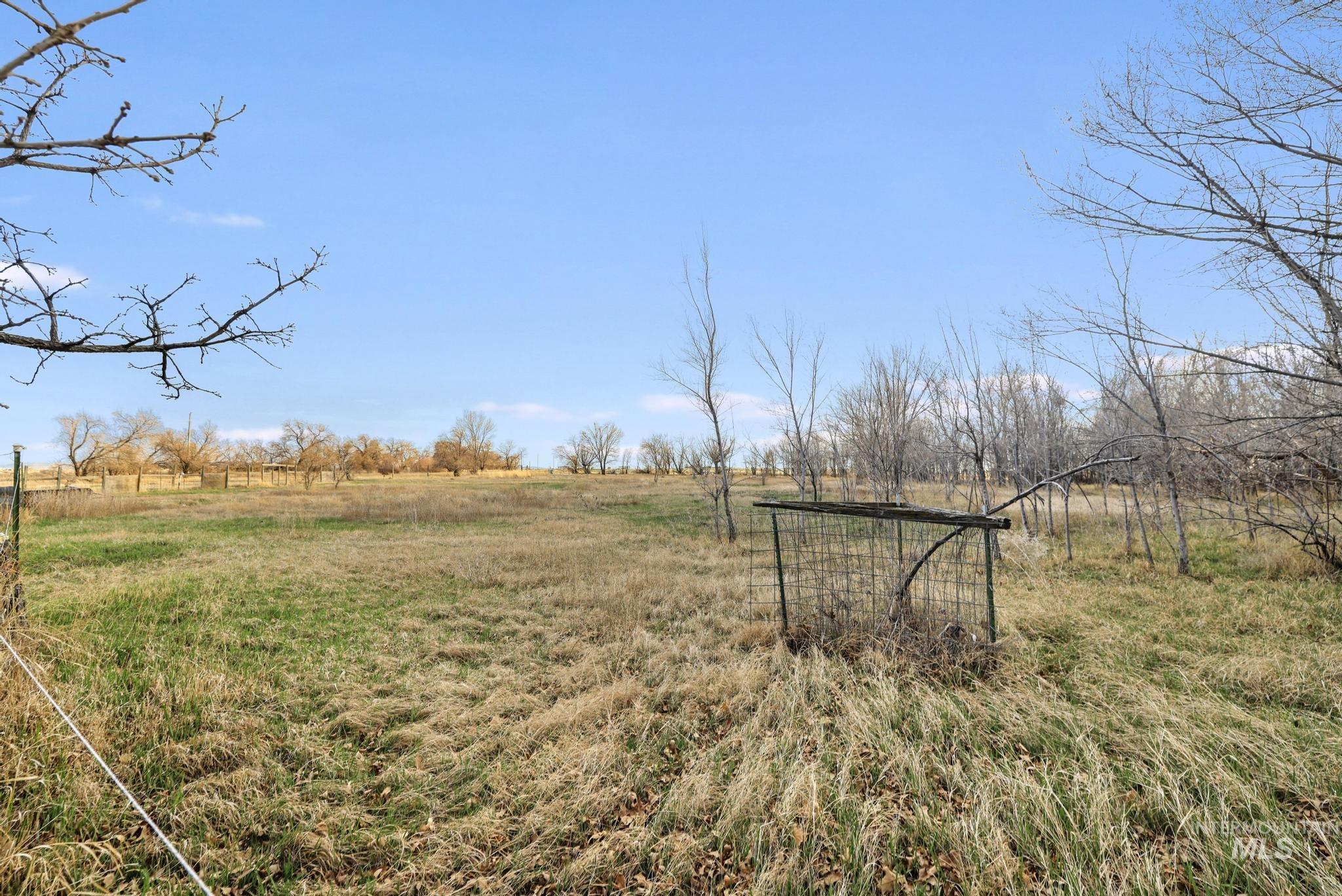 2735 E 3300 N, Twin Falls, Idaho 83301, 4 Bedrooms, 2 Bathrooms, Residential For Sale, Price $599,999, 98978704