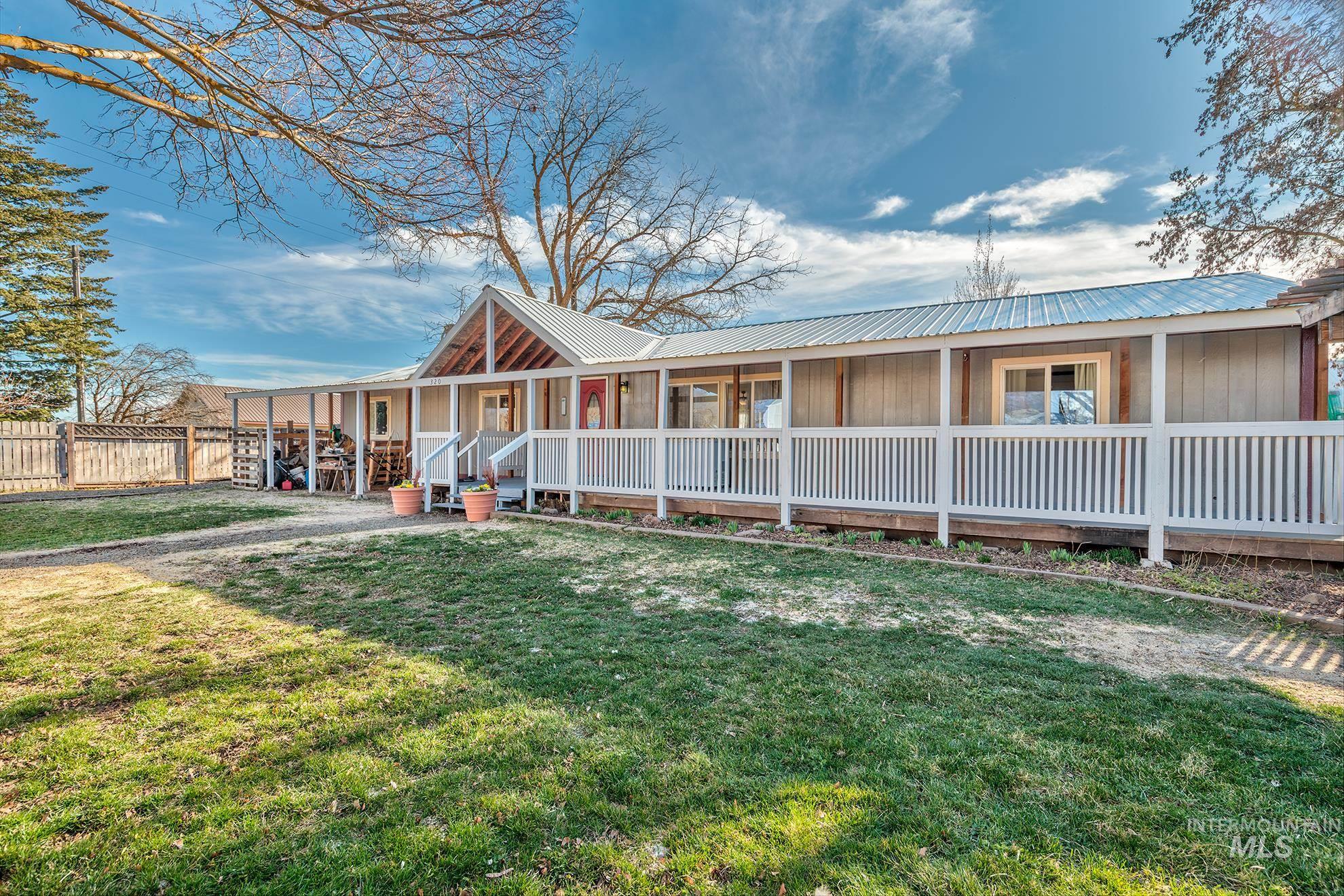 320 S Superior St, Cambridge, Idaho 83610, 4 Bedrooms, 2 Bathrooms, Residential For Sale, Price $362,000, 98978705