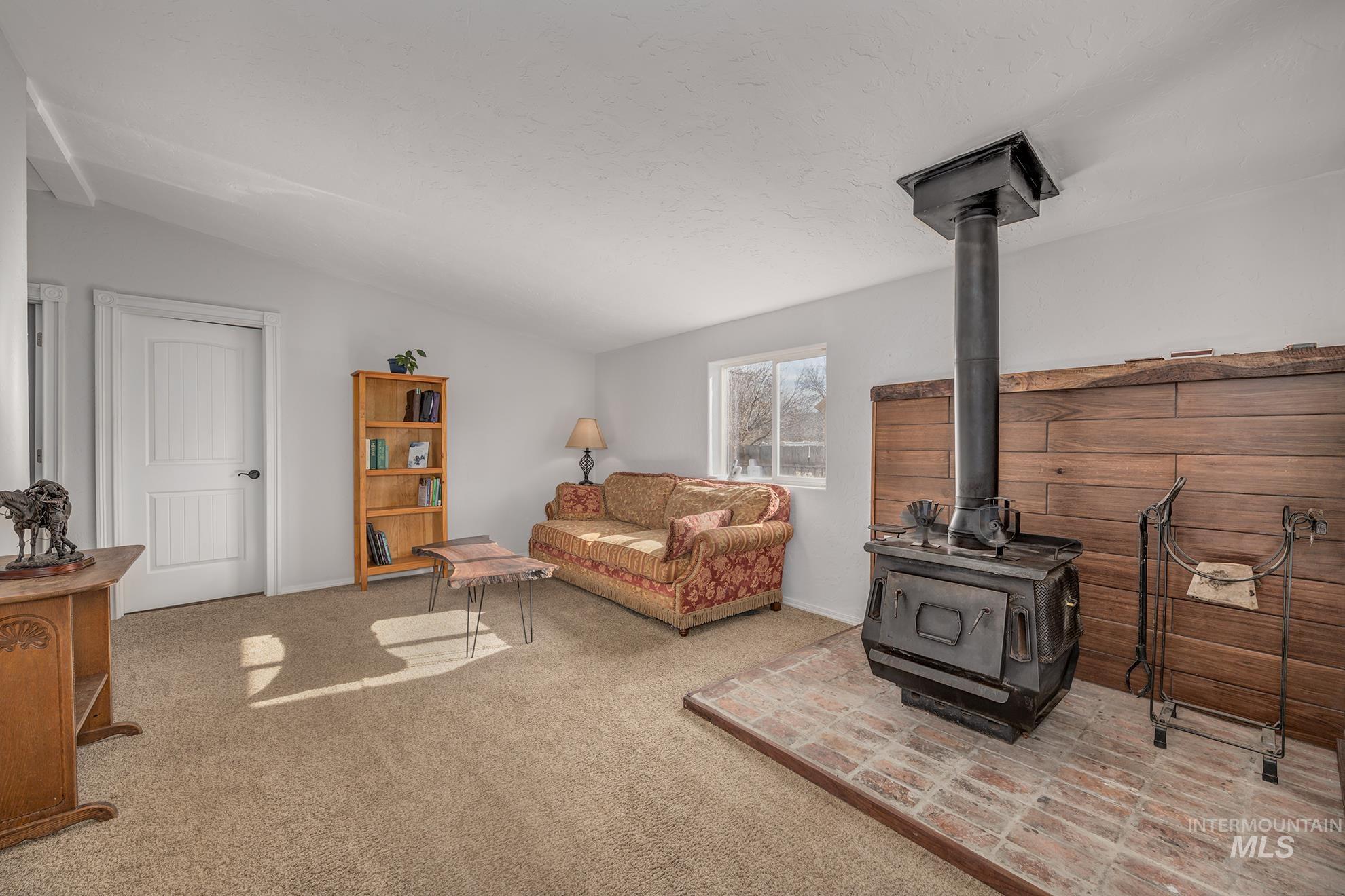 320 S Superior St, Cambridge, Idaho 83610, 4 Bedrooms, 2 Bathrooms, Residential For Sale, Price $362,000, 98978705