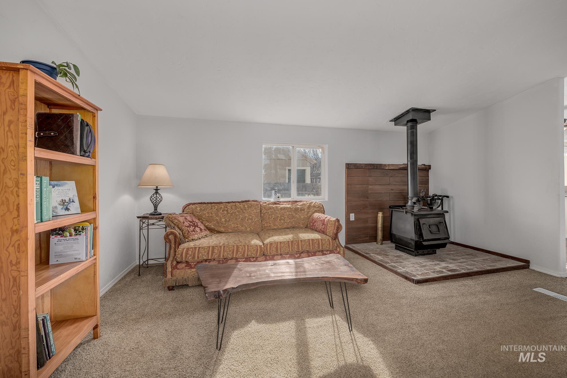 320 S Superior St, Cambridge, Idaho 83610, 4 Bedrooms, 2 Bathrooms, Residential For Sale, Price $362,000, 98978705