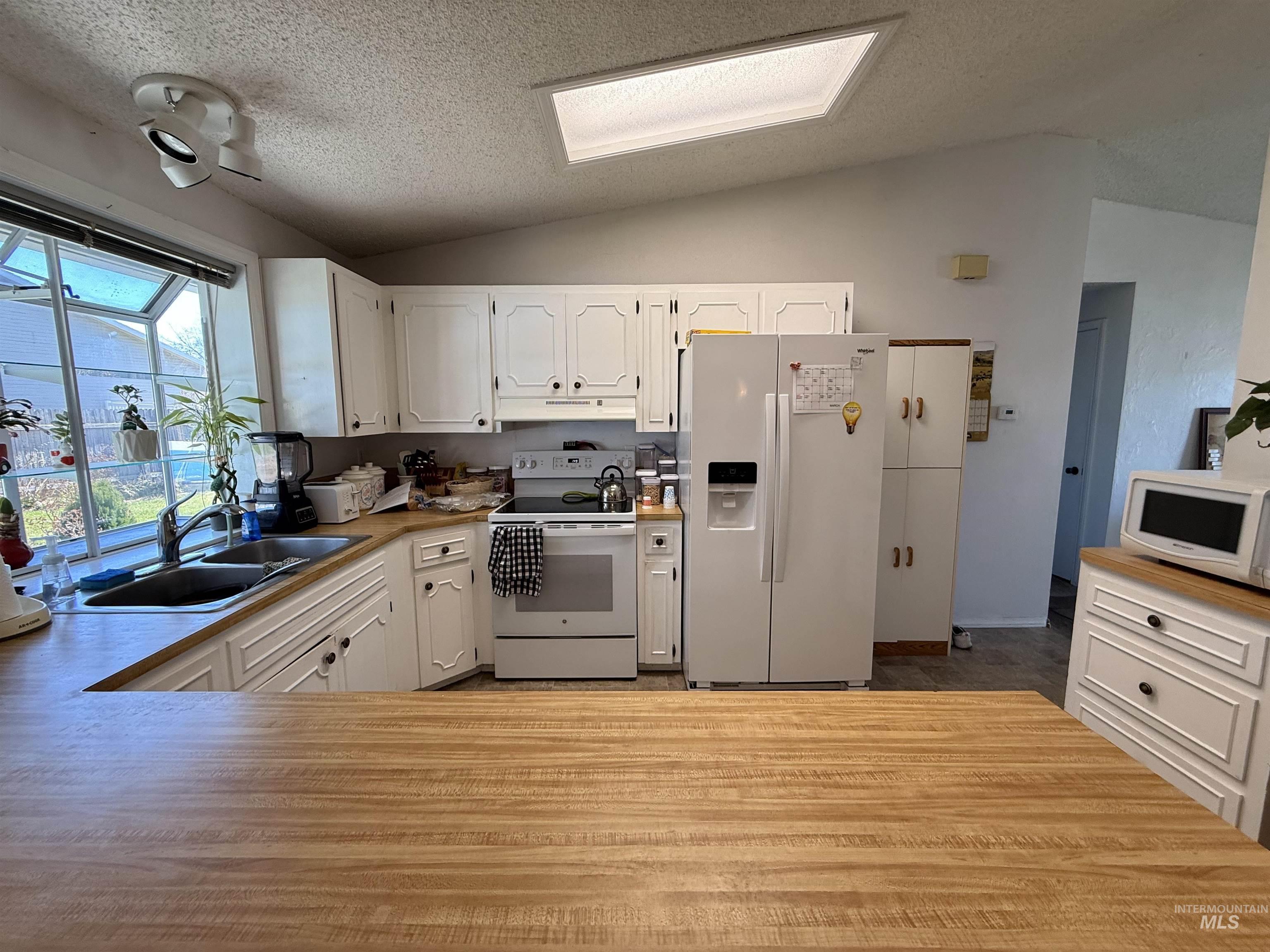 1204 S Amaya Place, Boise, Idaho 83709, 5 Bedrooms, 3.5 Bathrooms, Residential For Sale, Price $599,999, 98978706