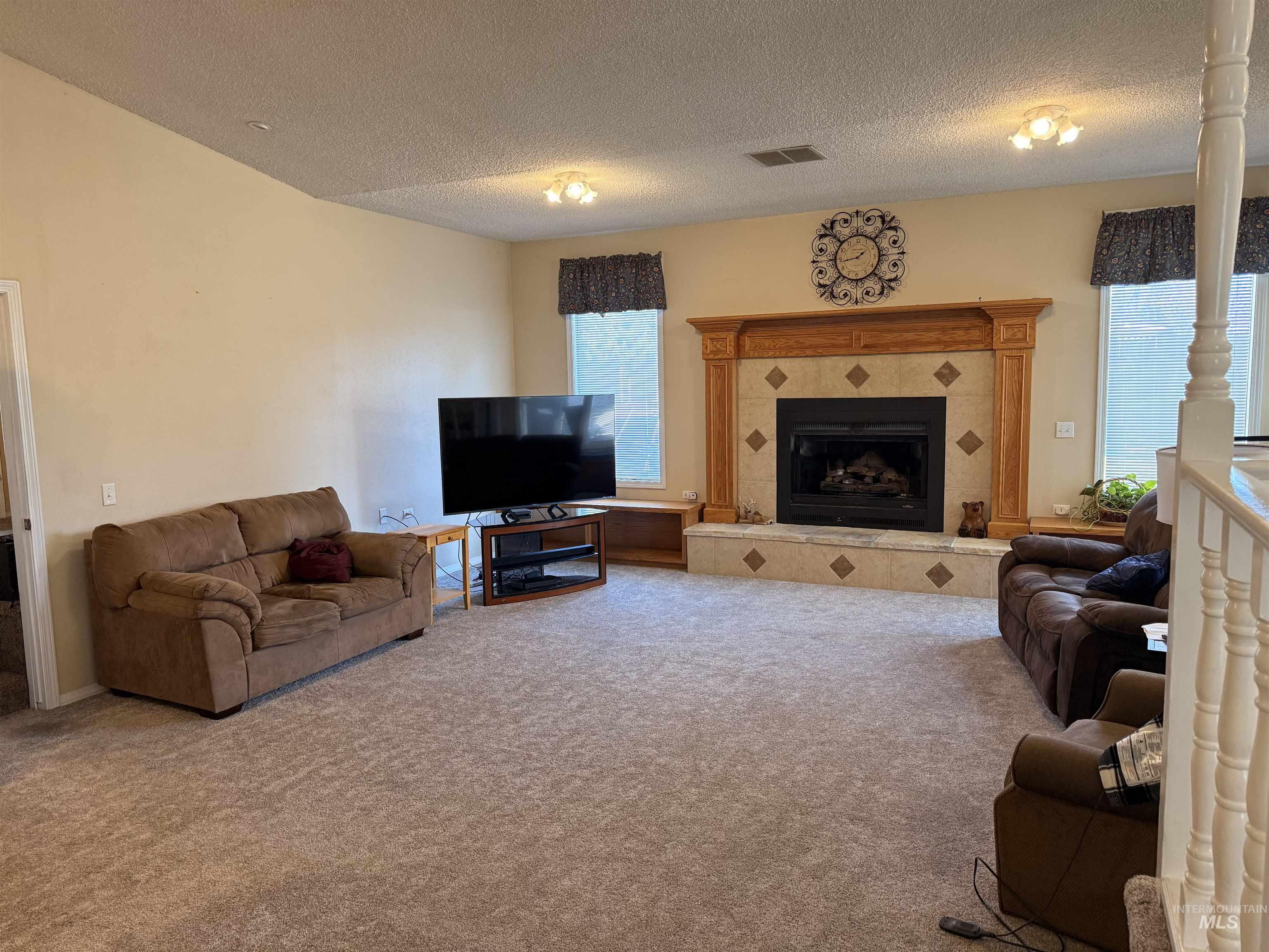 1204 S Amaya Place, Boise, Idaho 83709, 5 Bedrooms, 3.5 Bathrooms, Residential For Sale, Price $599,999, 98978706