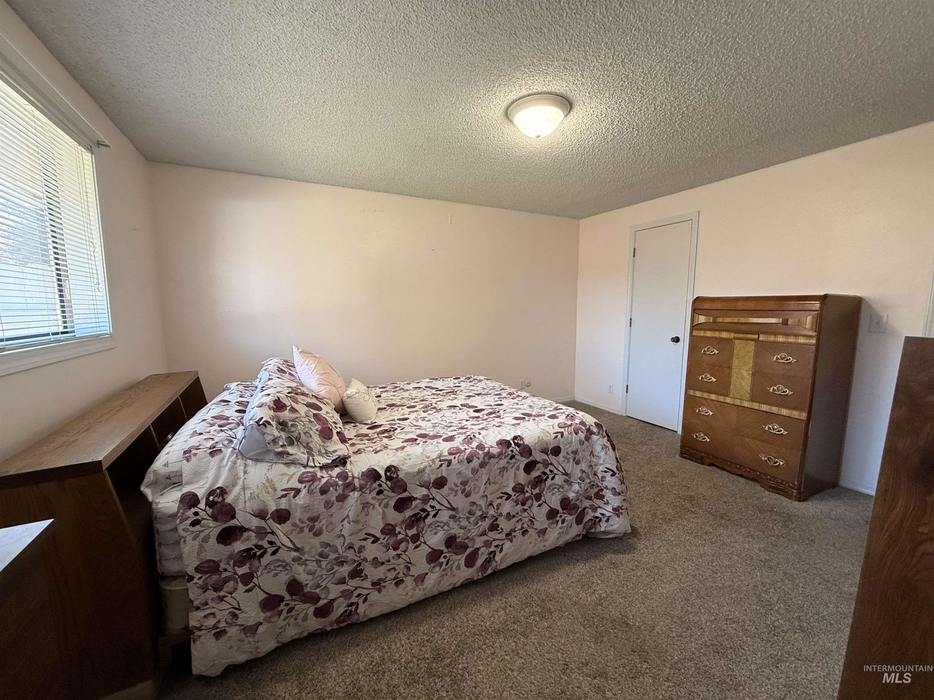 1204 S Amaya Place, Boise, Idaho 83709, 5 Bedrooms, 3.5 Bathrooms, Residential For Sale, Price $599,999, 98978706