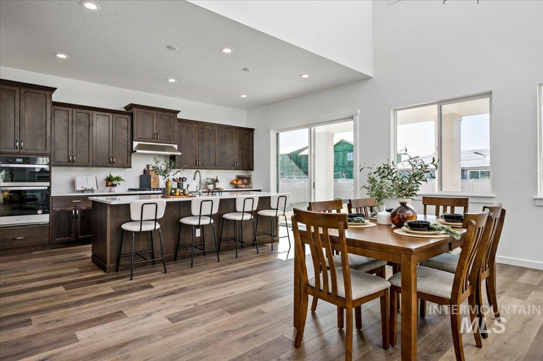 4893 W River Oaks Ct, Meridian, Idaho 83646, 5 Bedrooms, 4.5 Bathrooms, Residential For Sale, Price $849,000,MLS 98978708