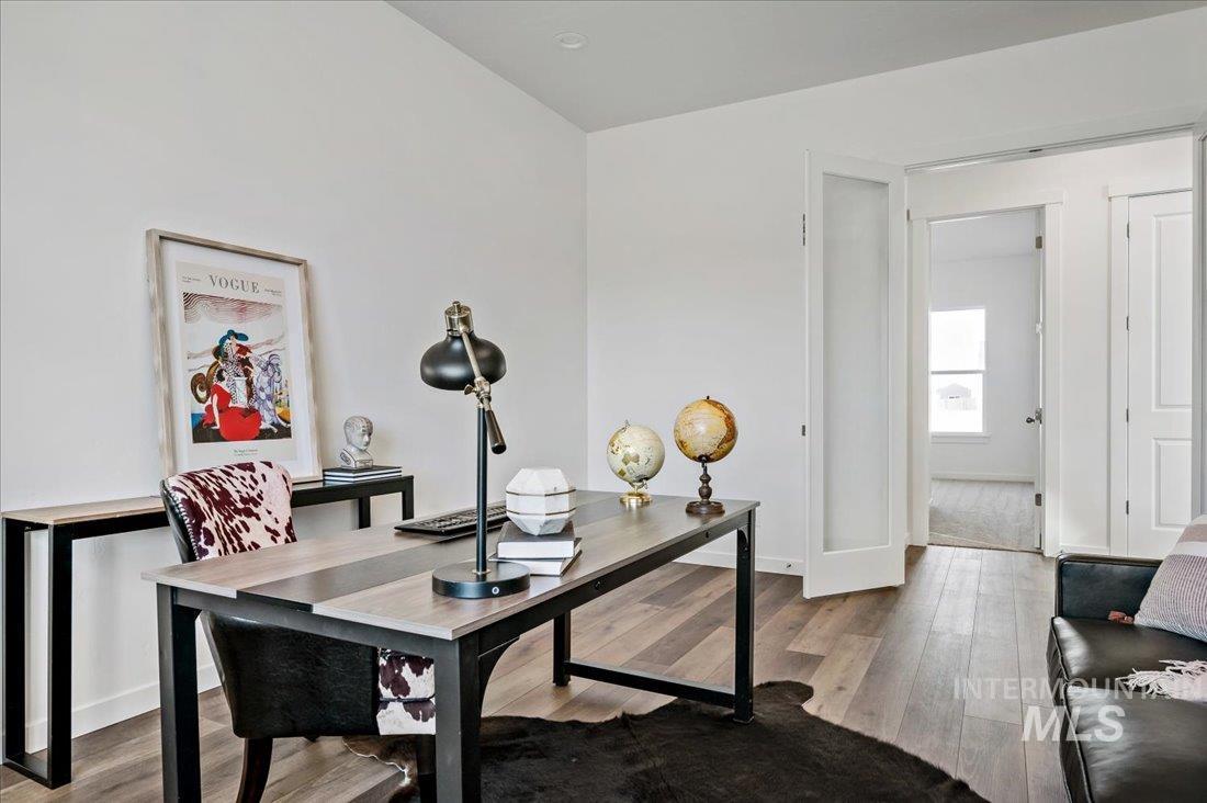 4893 W River Oaks Ct, Meridian, Idaho 83646, 5 Bedrooms, 4.5 Bathrooms, Residential For Sale, Price $849,000,MLS 98978708