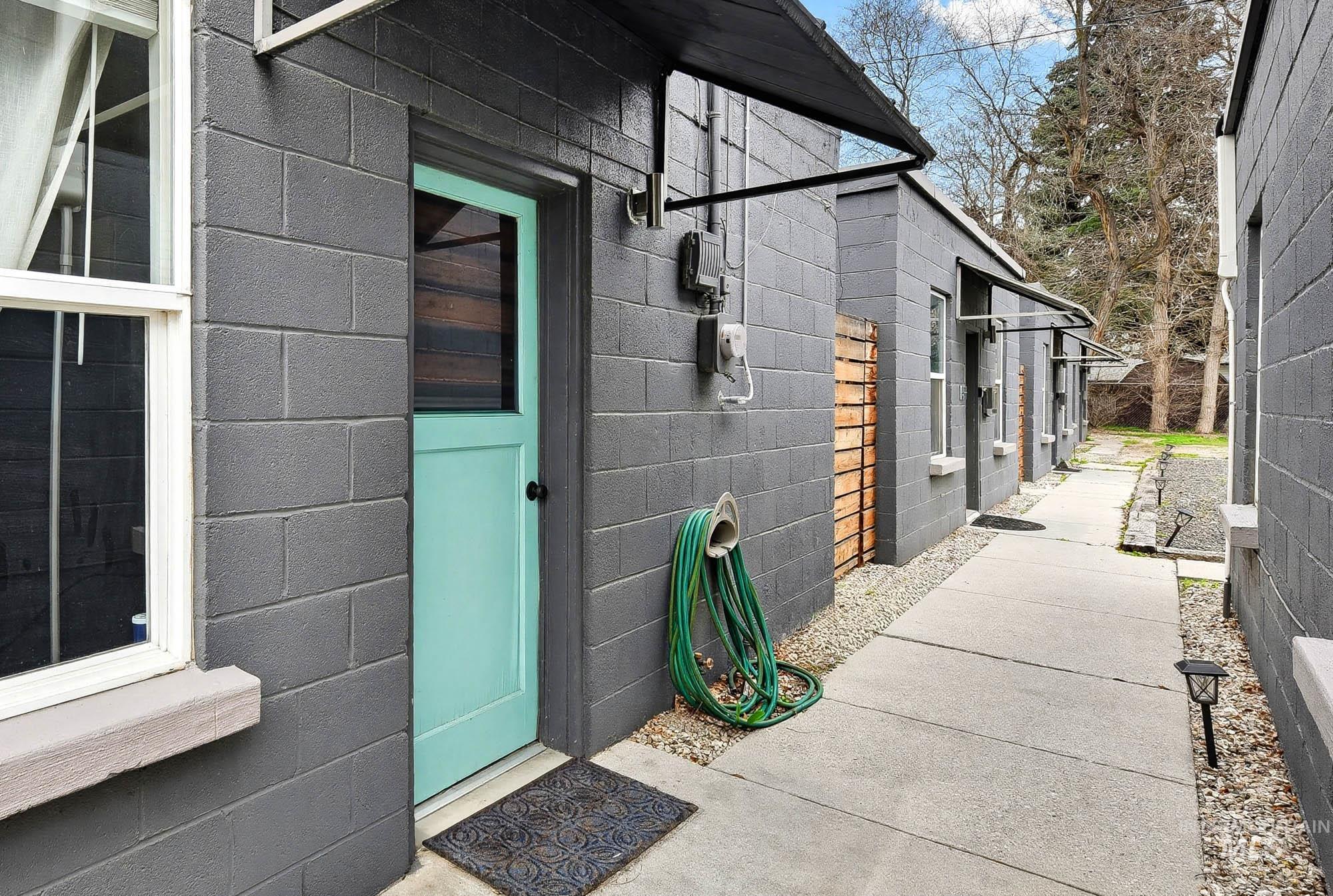 2104 N 18th St, Boise, Idaho 83702, 1 Bedroom, 1 Bathroom, Residential Income For Sale, Price $1,200,000,MLS 98978710