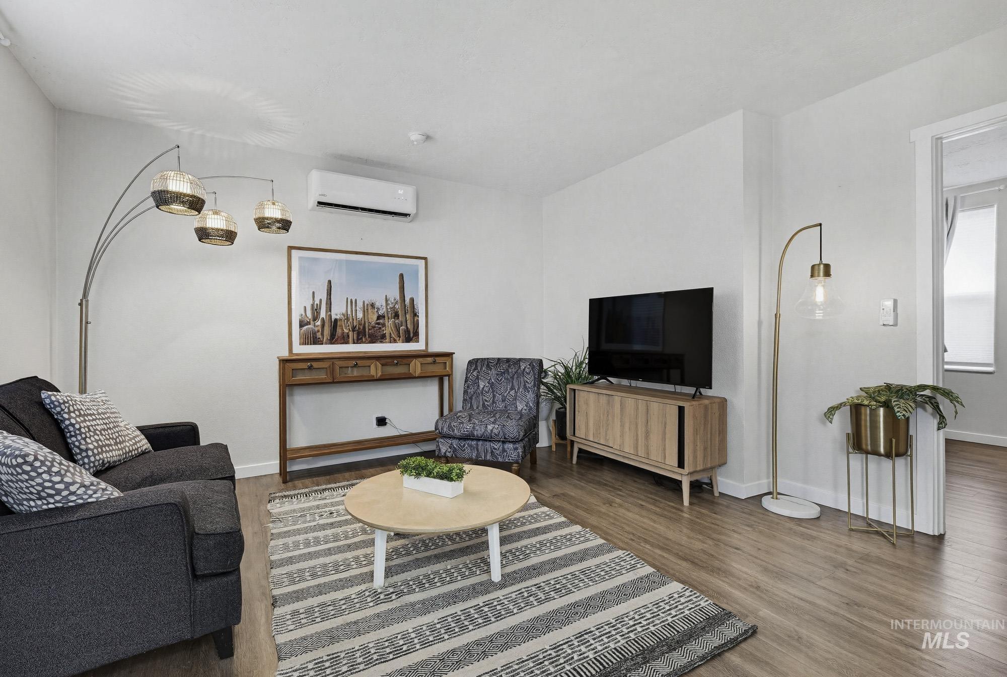 2104 N 18th St, Boise, Idaho 83702, 1 Bedroom, 1 Bathroom, Residential Income For Sale, Price $1,200,000,MLS 98978710