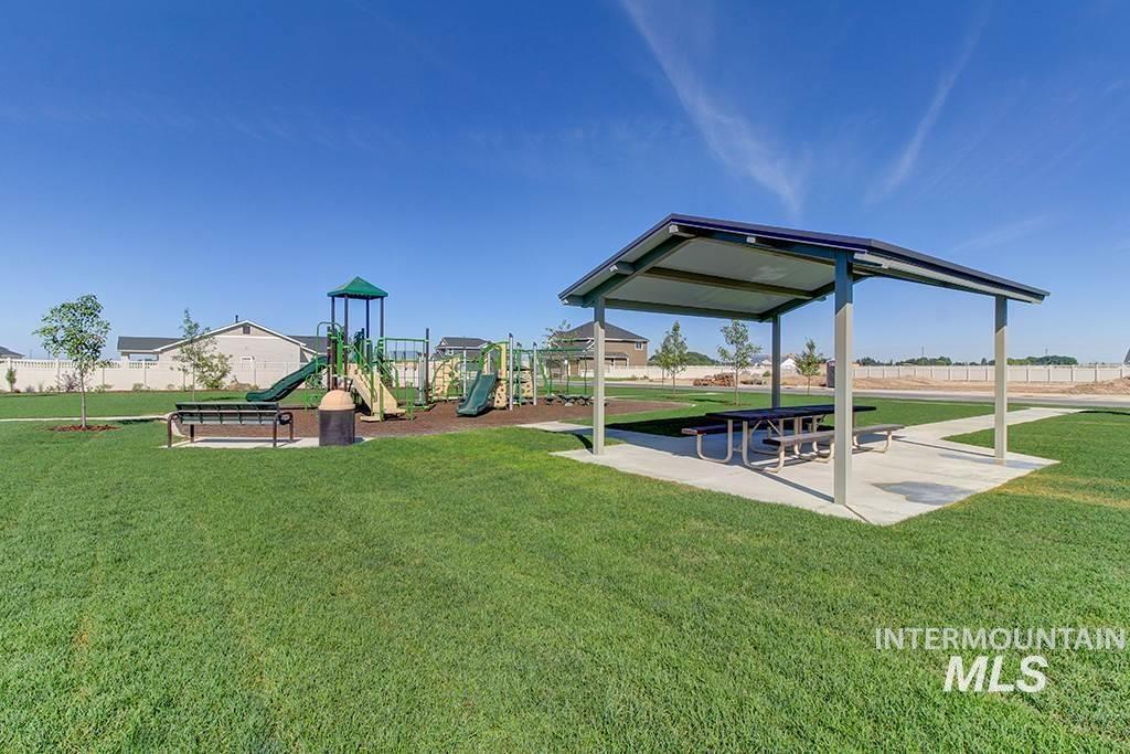 6166 E Canyon Crossing Dr, Nampa, Idaho 83687, 4 Bedrooms, 2 Bathrooms, Residential For Sale, Price $514,900, 98978711