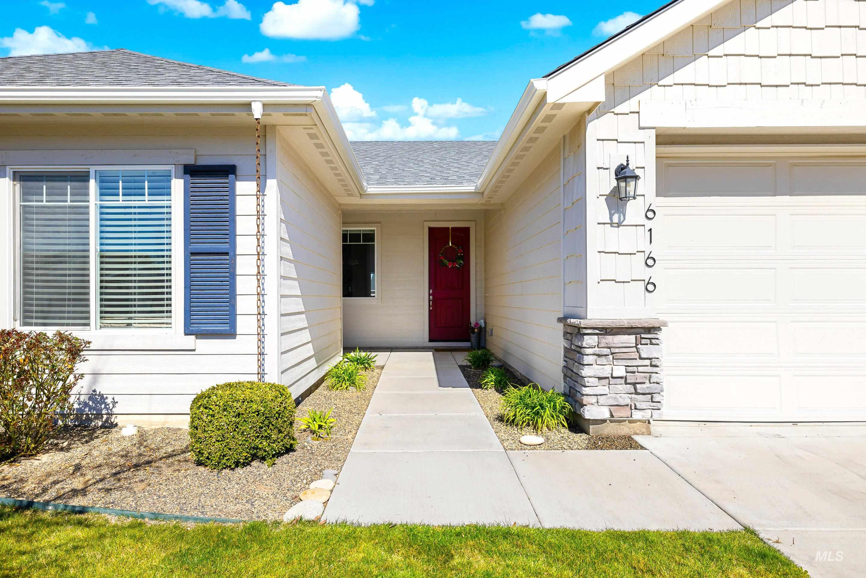 6166 E Canyon Crossing Dr, Nampa, Idaho 83687, 4 Bedrooms, 2 Bathrooms, Residential For Sale, Price $514,900, 98978711