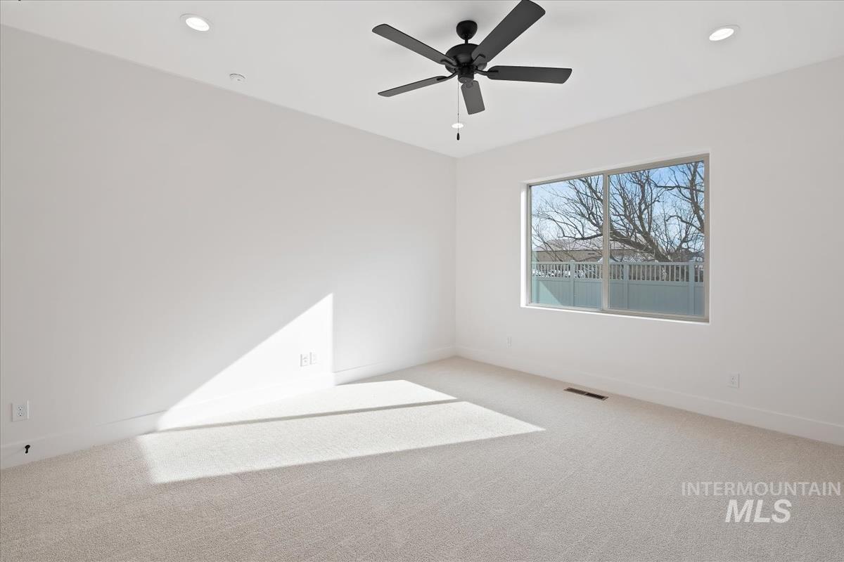 4207 Tropic Way, Caldwell, Idaho 83607, 3 Bedrooms, 2 Bathrooms, Residential For Sale, Price $429,880,MLS 98978712